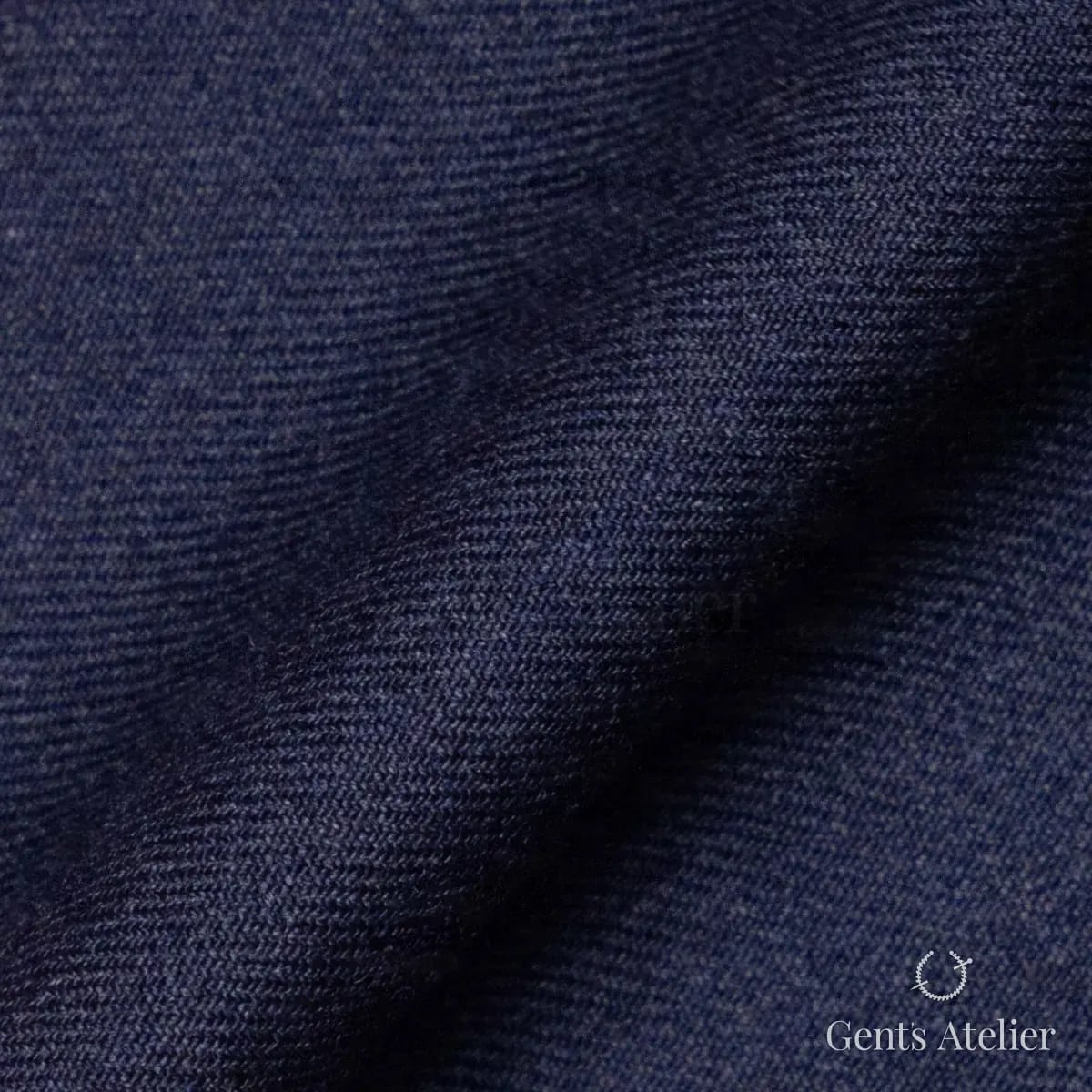 Драпировка ткани Gent's Colors M·K20/16 крупным планом