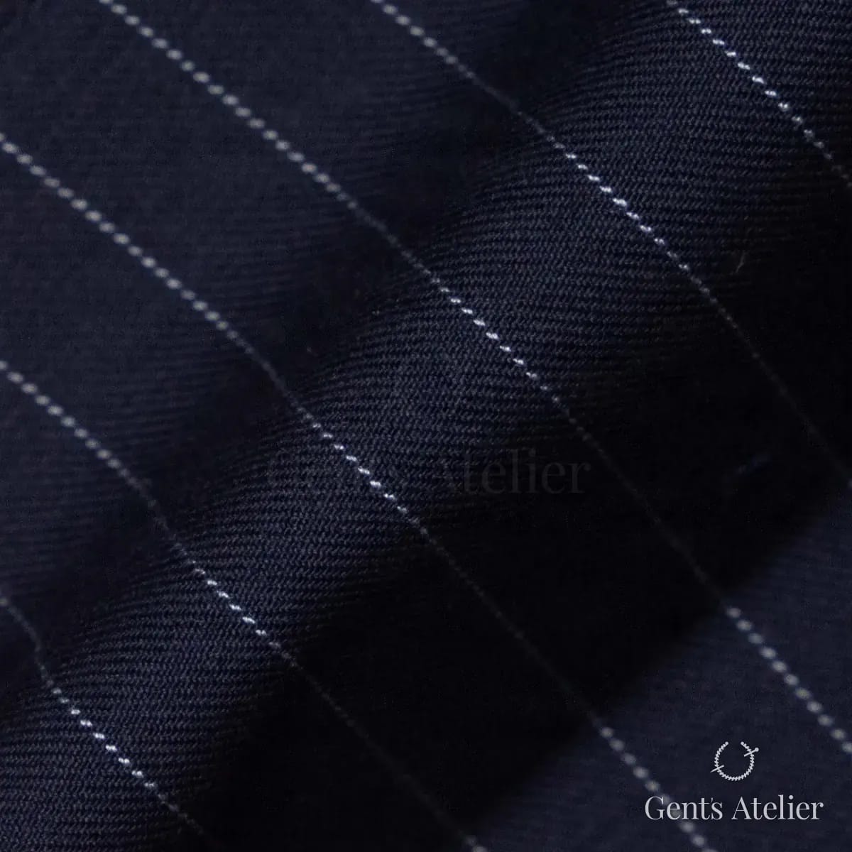 Драпировка ткани Gent's Colors M·K20/103 крупным планом