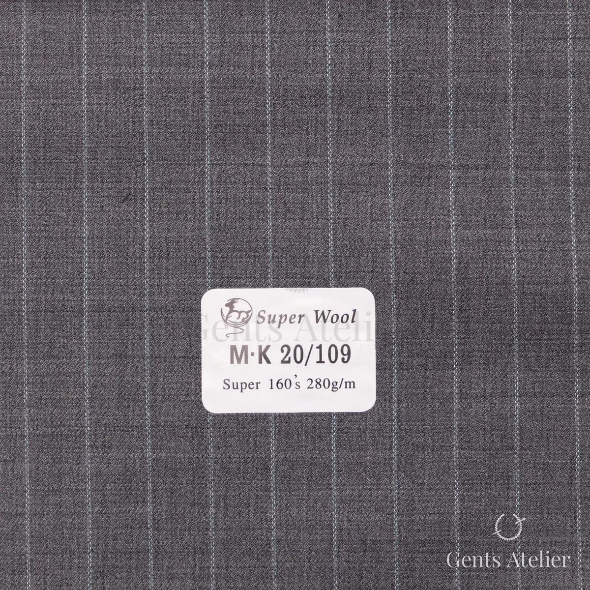 Образец ткани Gent's Colors M·K20/109 с этикеткой, серый