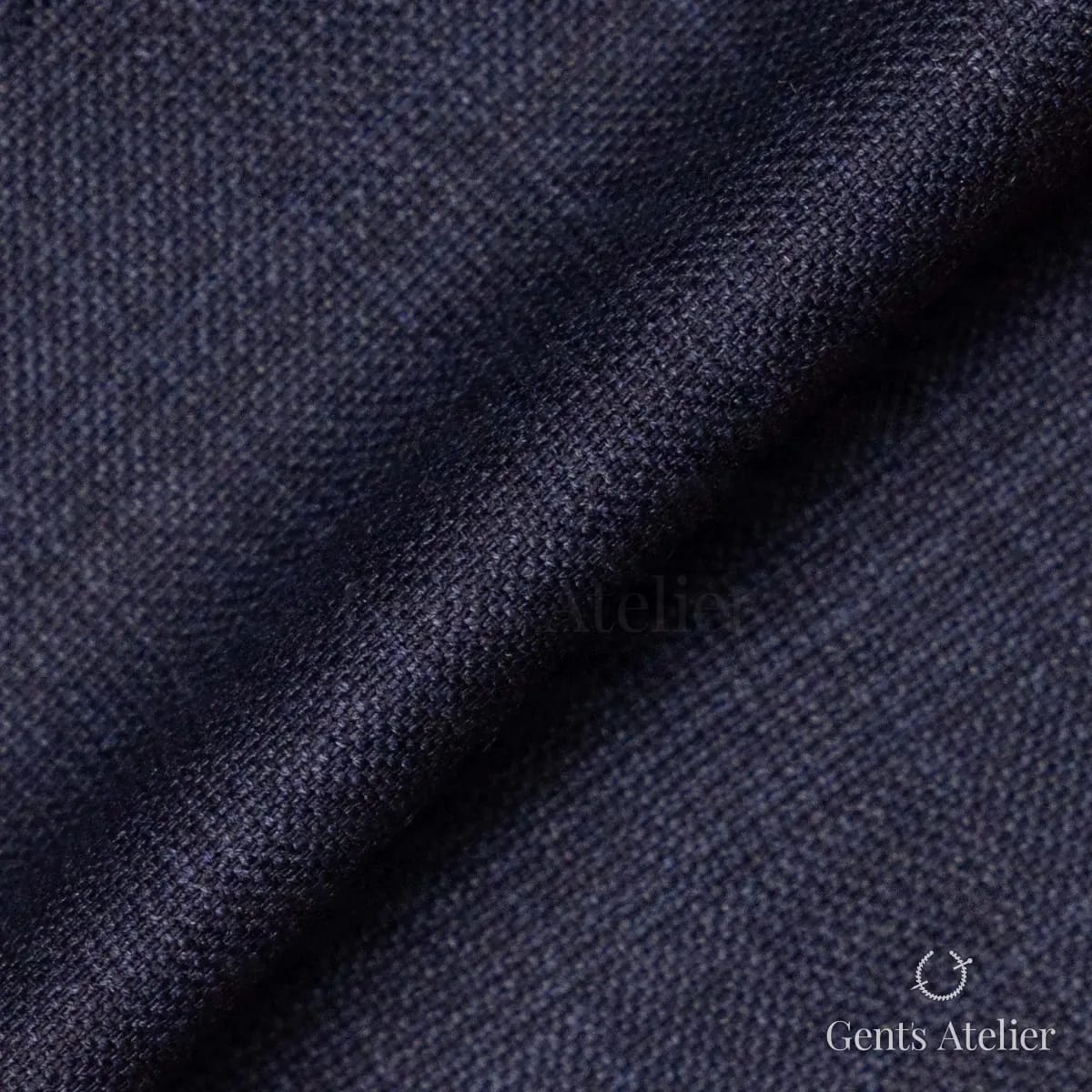 Драпировка ткани Gent's Colors M·K2080/17 крупным планом