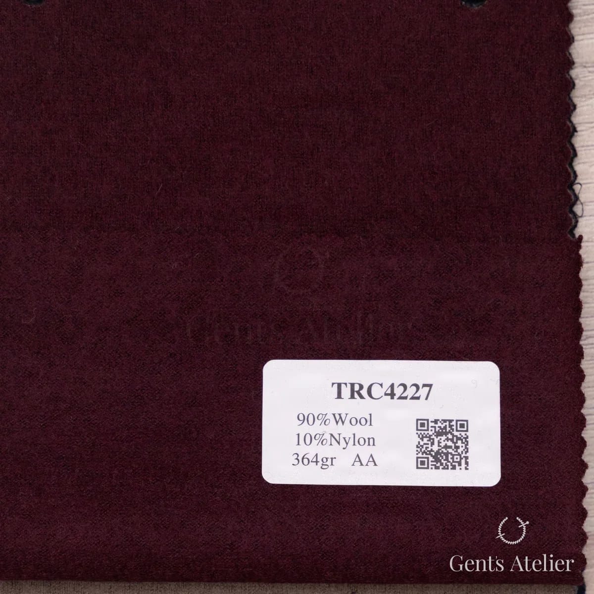 Образец ткани Soft Coats and Knits TRC4227 с этикеткой, тёмный бордово-сливовый