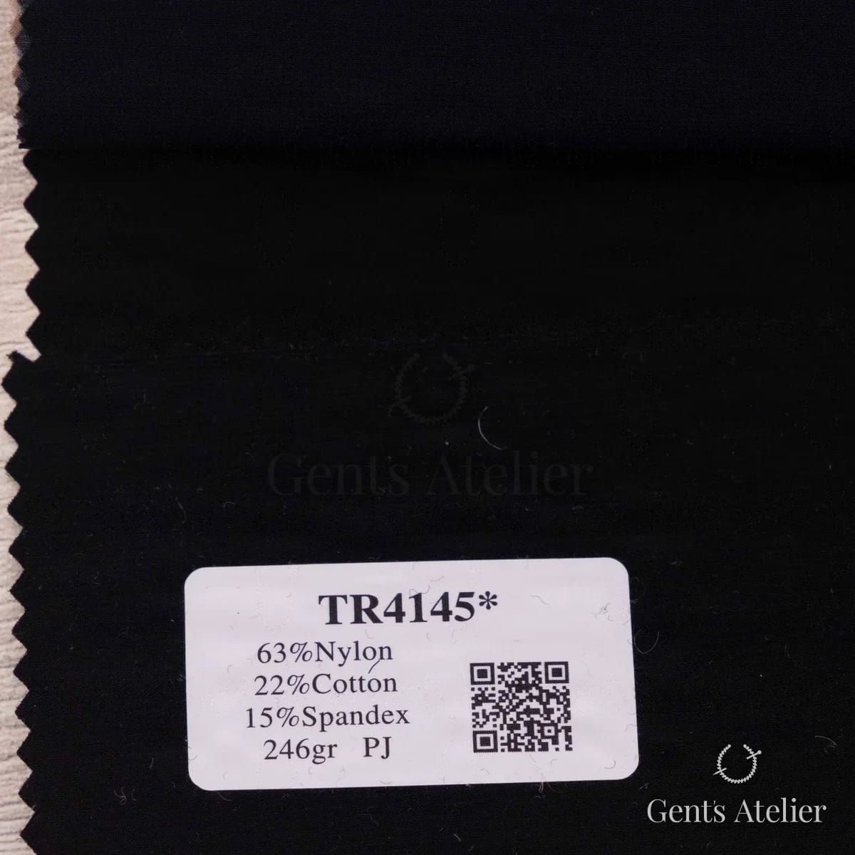 Образец ткани Soft Coats and Knits TR4145 с этикеткой, чёрный