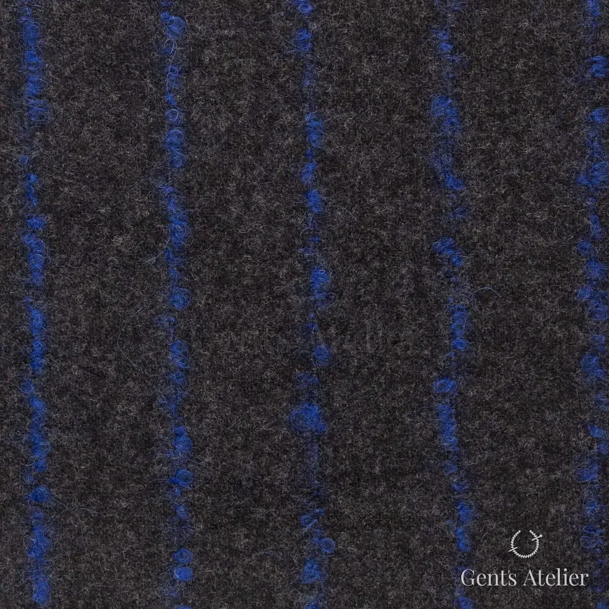 Зимний костюм из Stylbiella 37044/18 — тёмно-синий, 100% шерсть