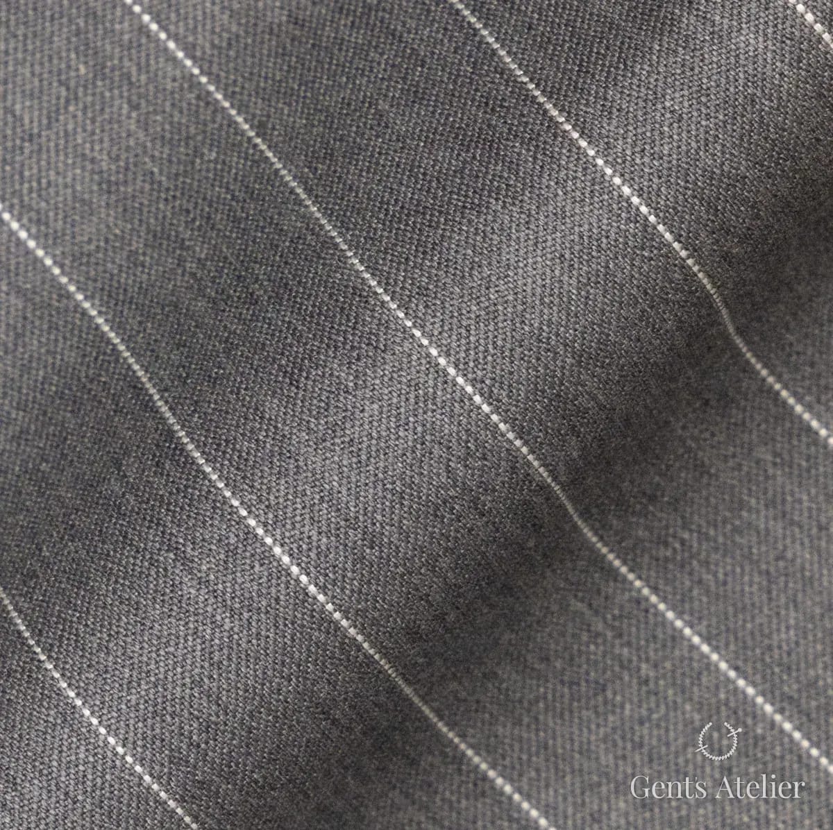 Драпировка ткани Stylbiella 40007/13 крупным планом