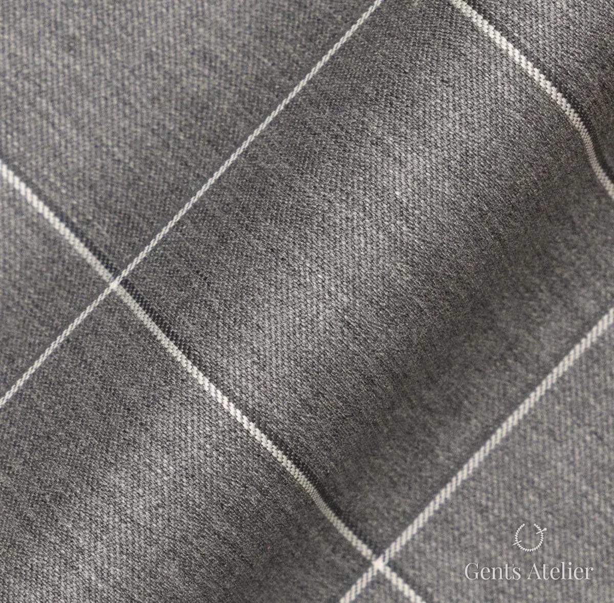 Драпировка ткани Stylbiella 40030/13 крупным планом
