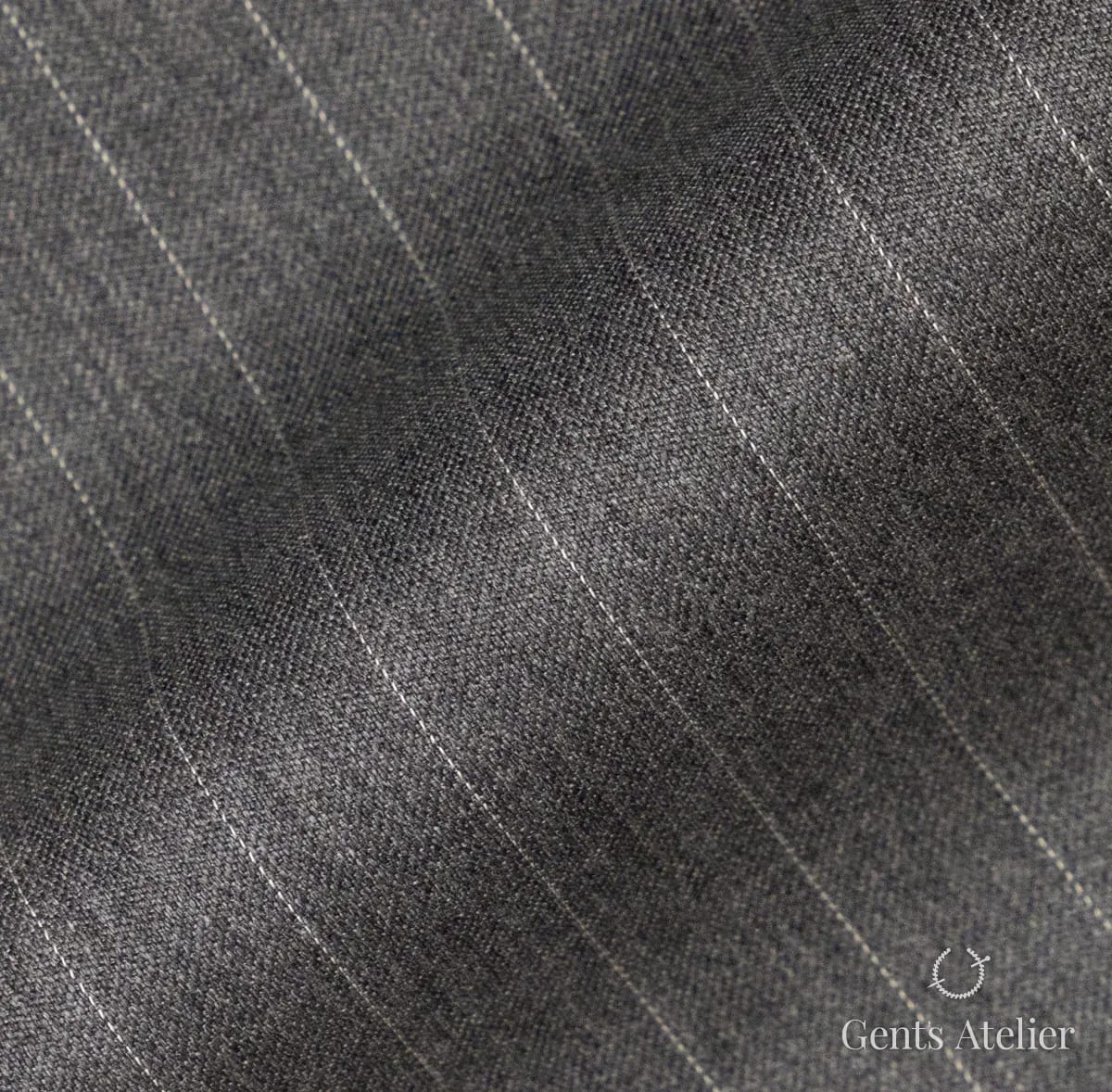 Драпировка ткани Stylbiella 40045/13 крупным планом