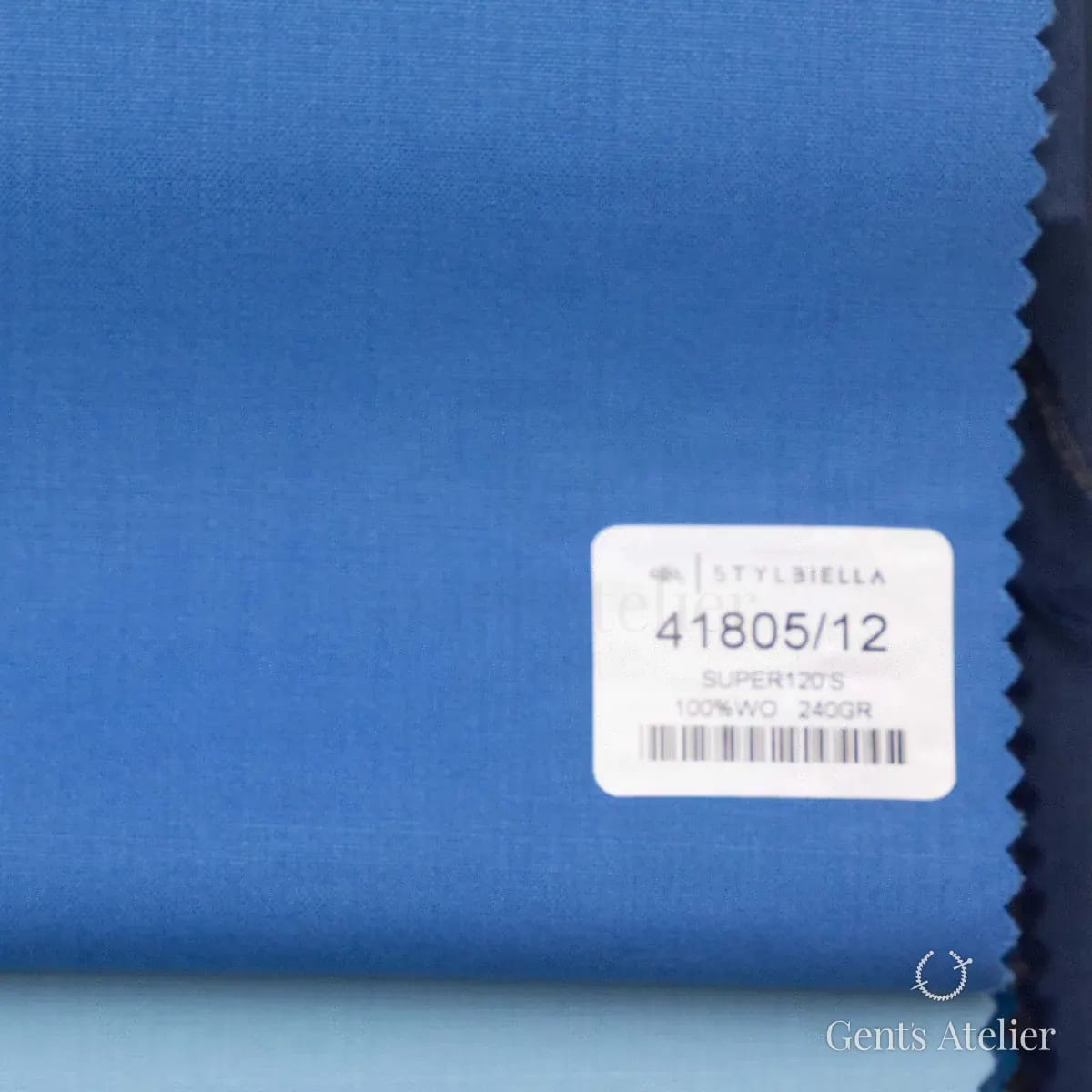 Образец ткани Stylbiella 41805/12 с этикеткой, синий