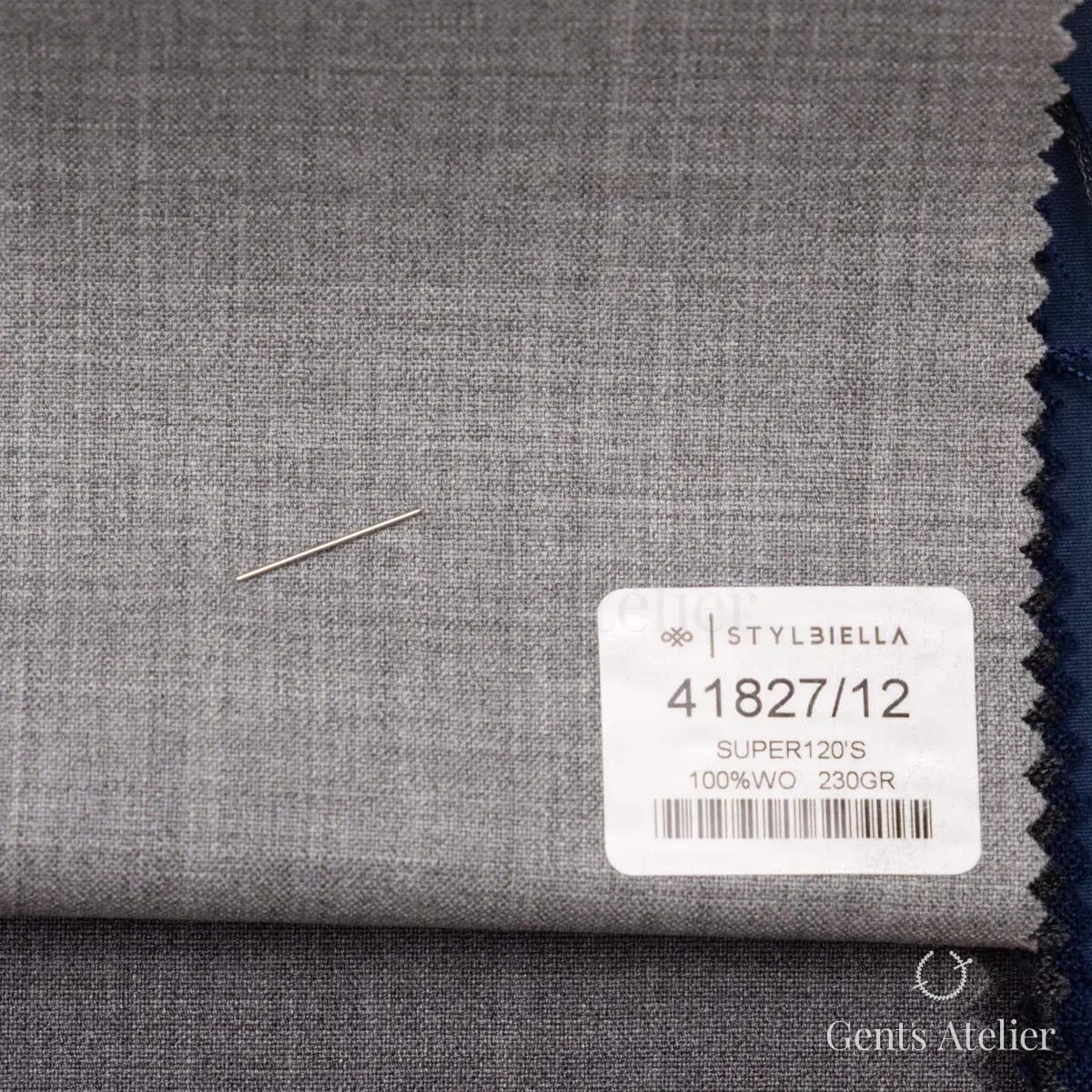 Образец ткани Stylbiella 41827/12 с этикеткой, серый