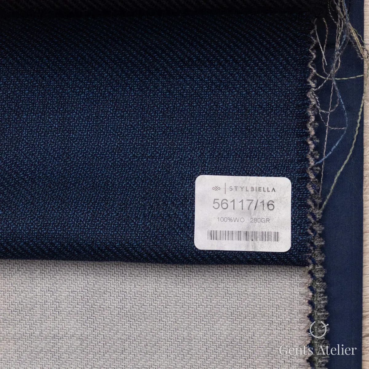 Костюм из Stylbiella 56117/16 — 100% шерсть