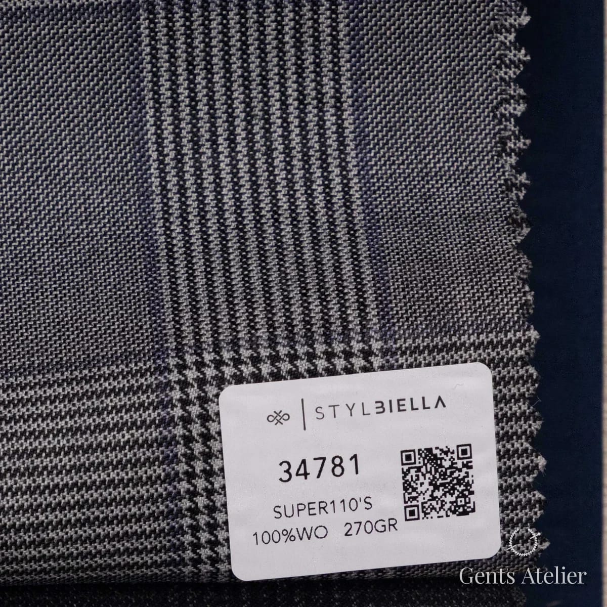 Образец ткани Stylbiella 34781 с этикеткой, серый в чёрно-синюю клетку глен