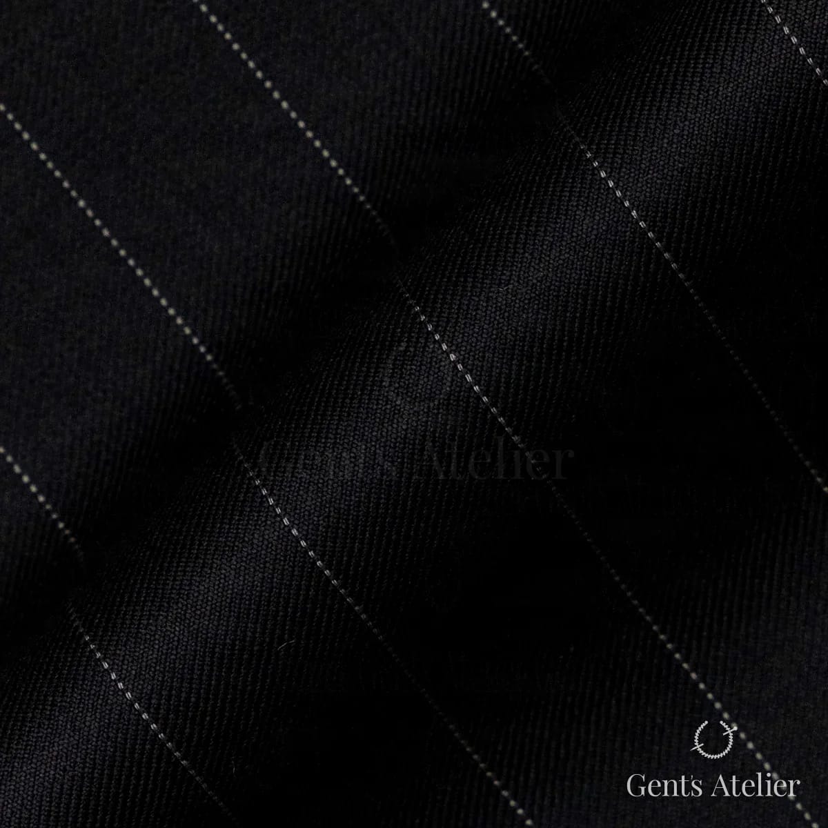 Драпировка ткани Stylbiella 34815 крупным планом