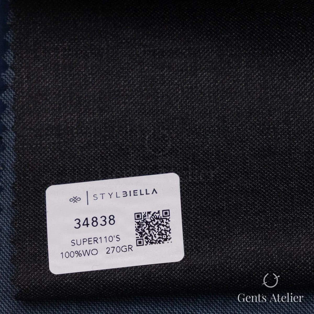 Образец ткани Stylbiella 34838 с этикеткой, тёмно-синий, почти чёрный