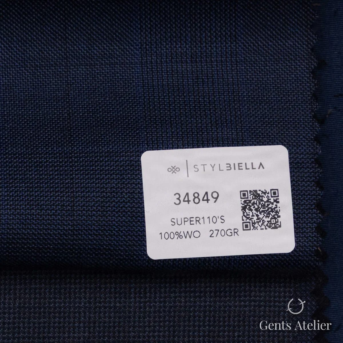 Образец ткани Stylbiella 34849 с этикеткой, тёмно-синий