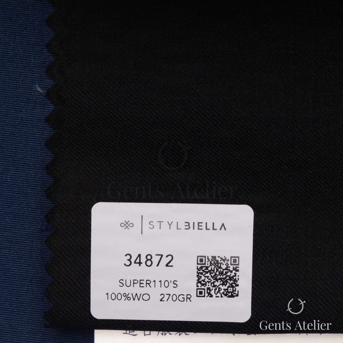 Образец ткани Stylbiella 34872 с этикеткой, чёрный однотонный
