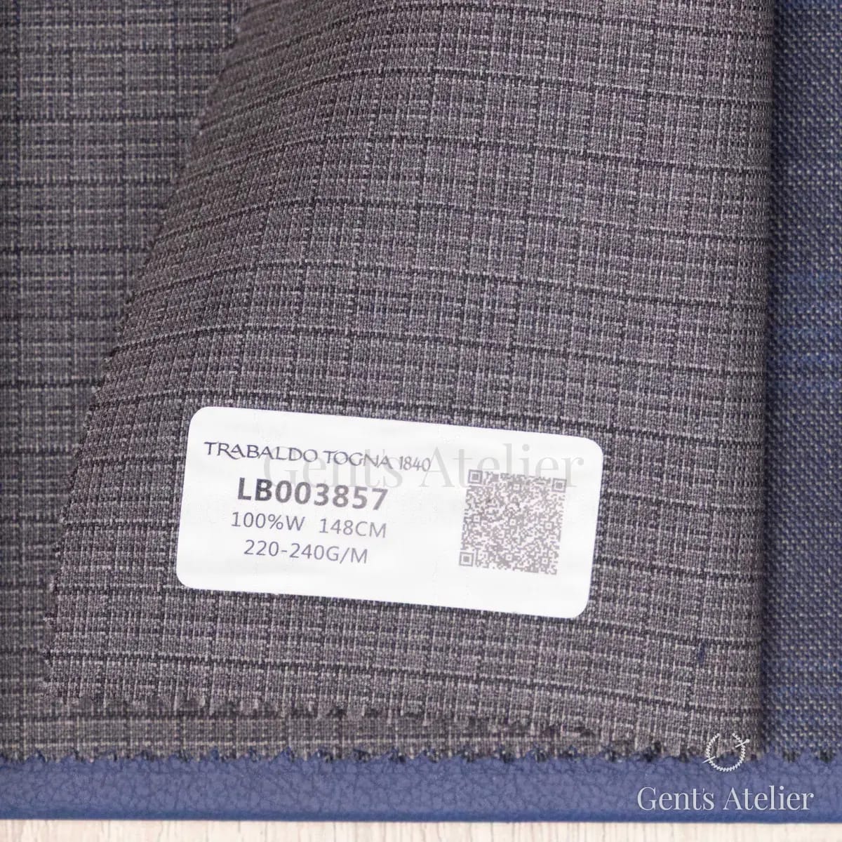Образец ткани Trabaldo Togna LB003857 с этикеткой, серый