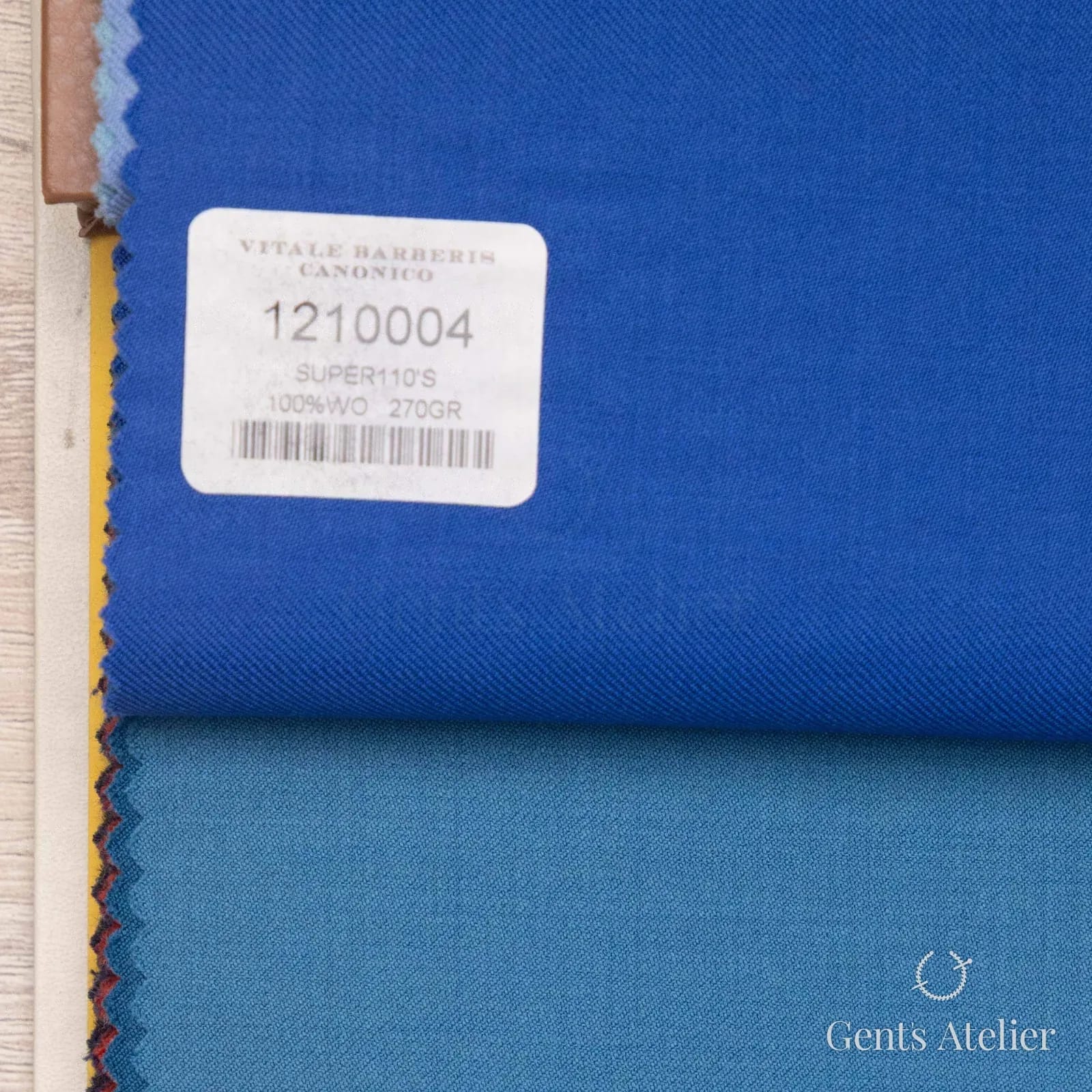 Образец ткани Vitale Barberis Canonico 1210004 с этикеткой, ярко-синий