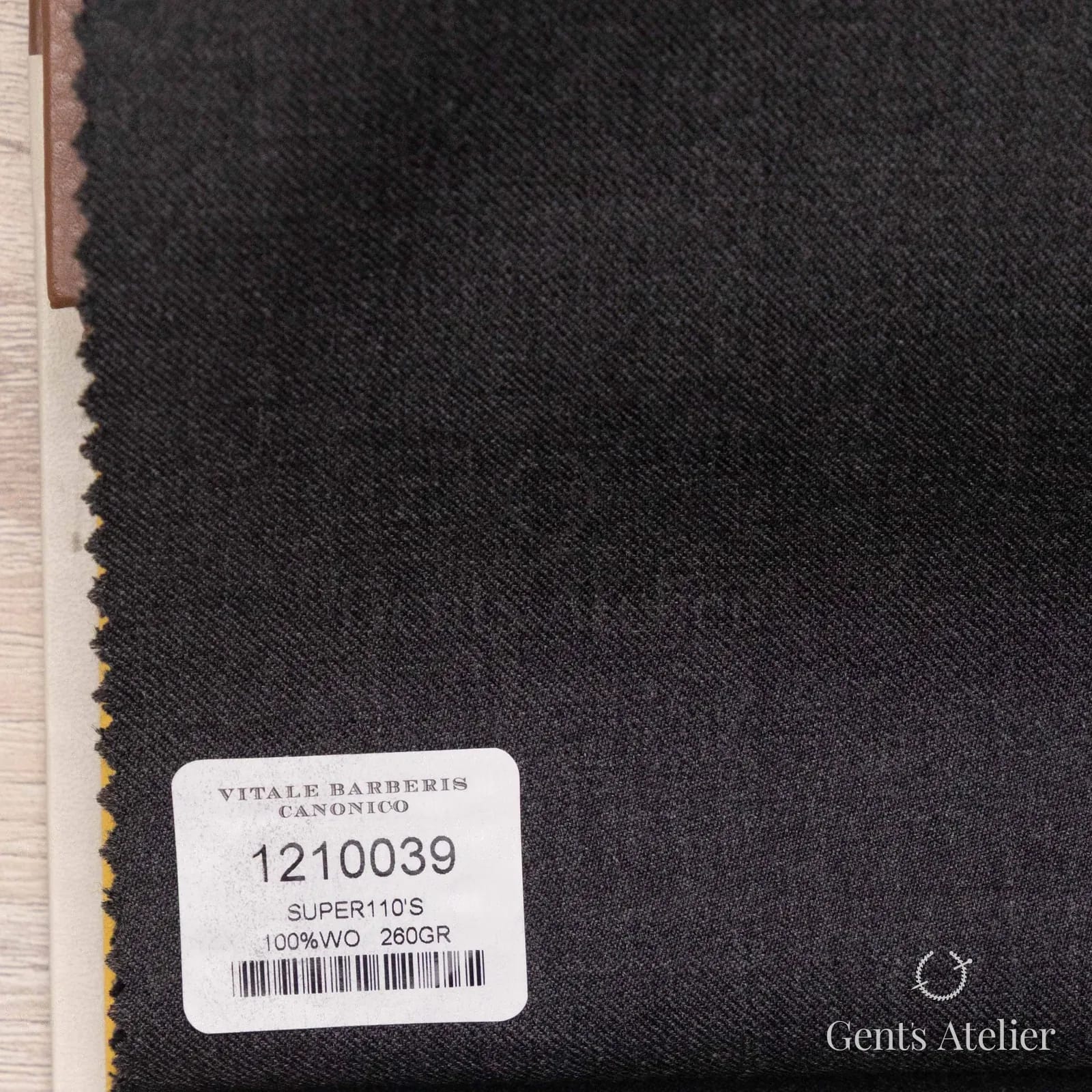 Образец ткани Vitale Barberis Canonico 1210039 с этикеткой, антрацит