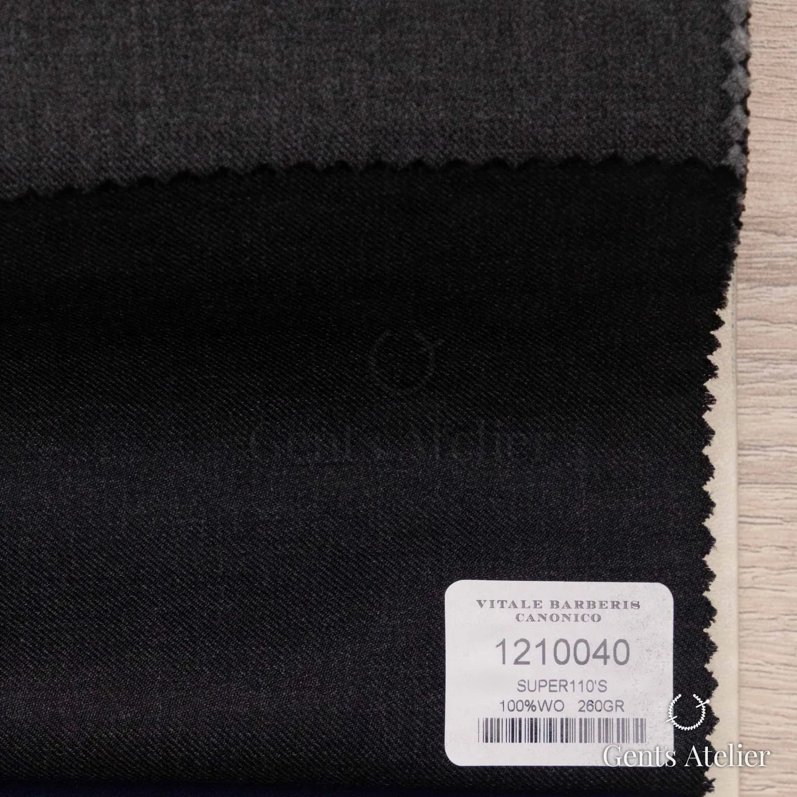 Образец ткани Vitale Barberis Canonico 1210040 с этикеткой, очень тёмный антрацит