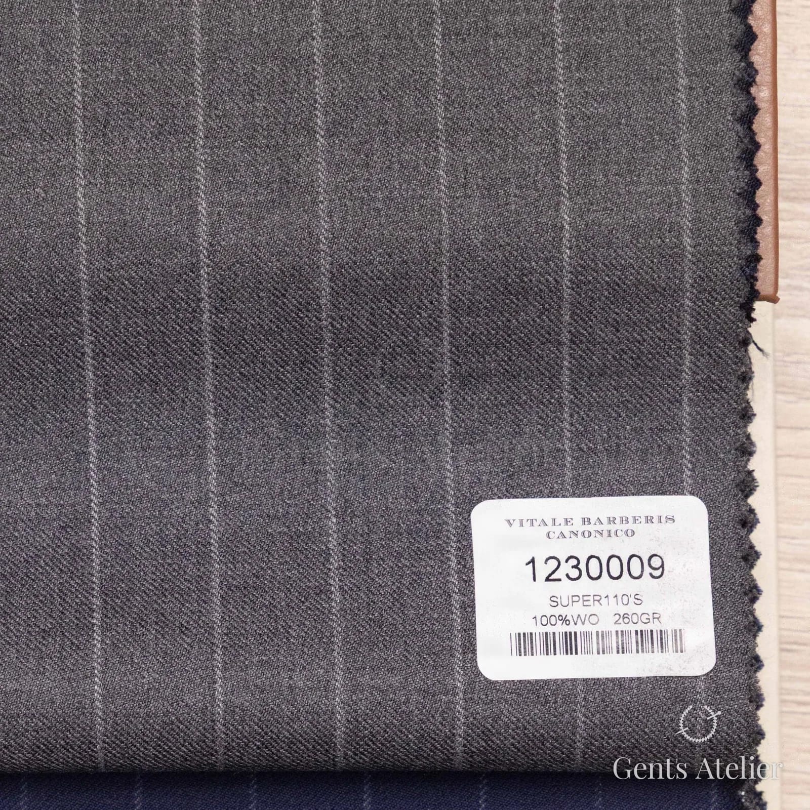 Образец ткани Vitale Barberis Canonico 1230009 с этикеткой, серый