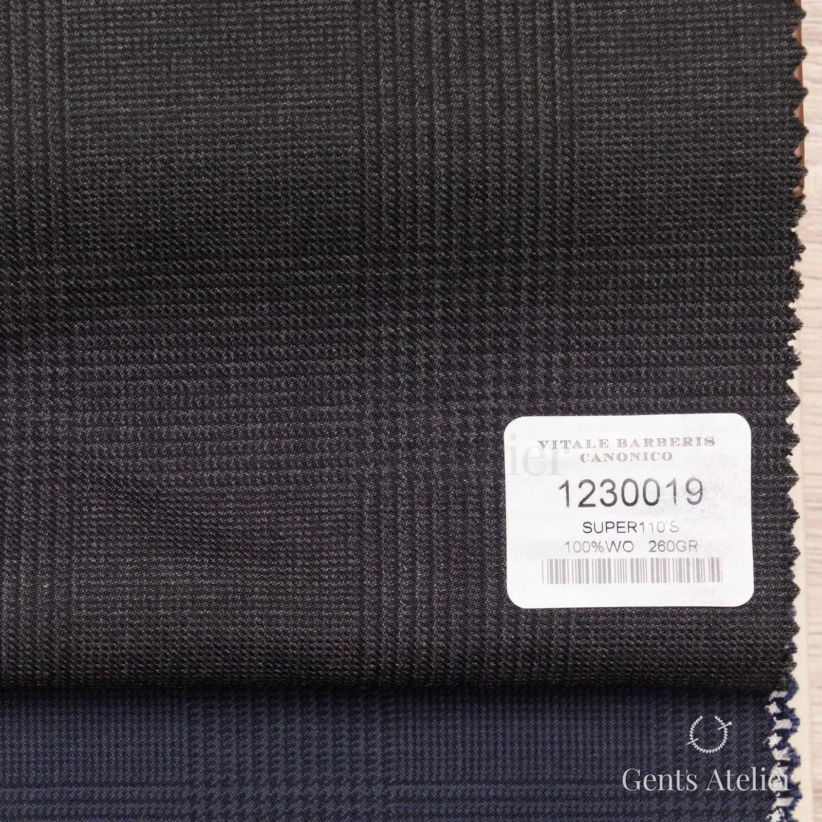 Образец ткани Vitale Barberis Canonico 1230019 с этикеткой, тёмно-серый