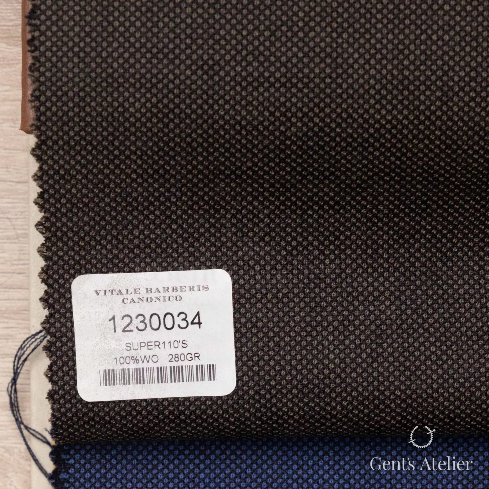 Образец ткани Vitale Barberis Canonico 1230034 с этикеткой, коричневый