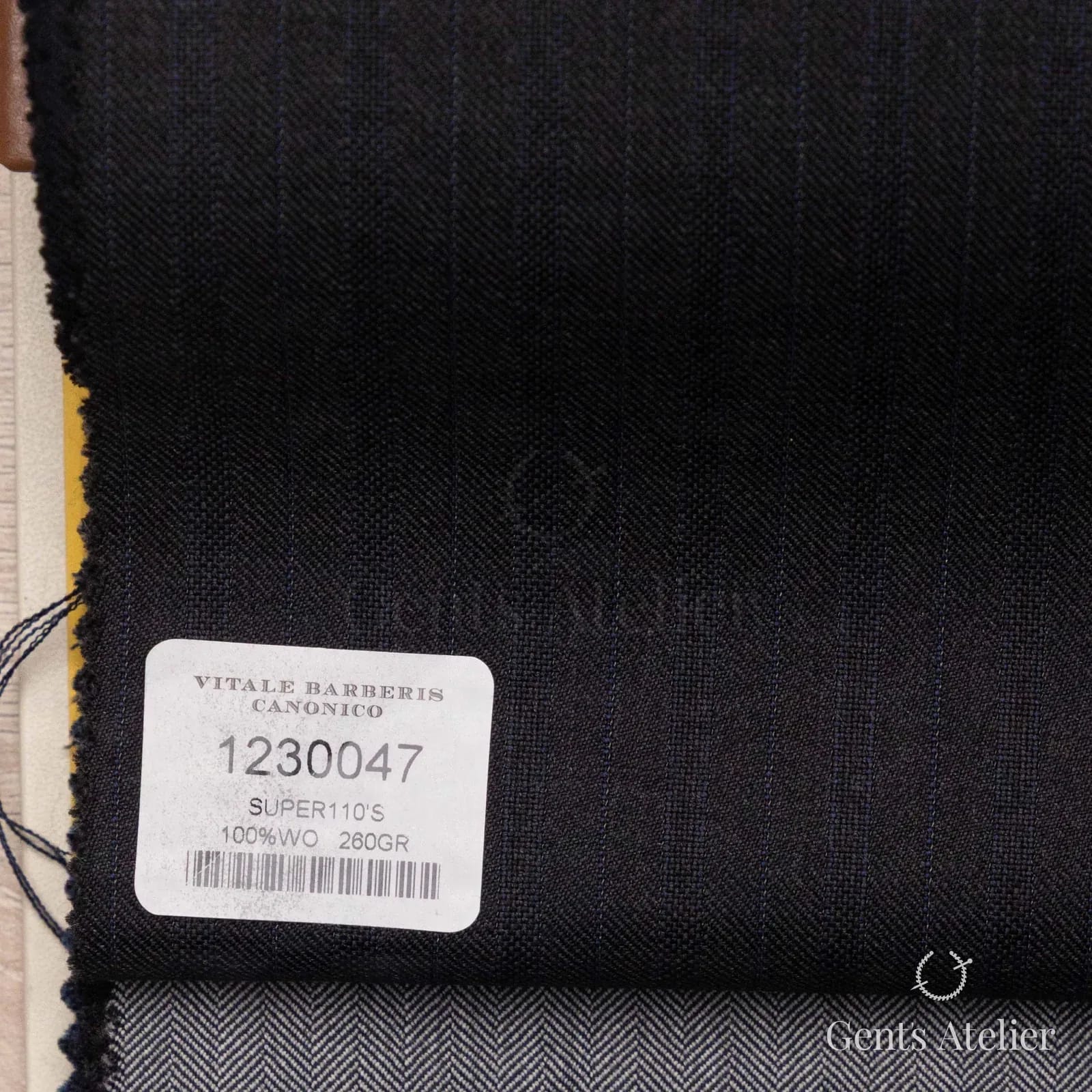 Образец ткани Vitale Barberis Canonico 1230047 с этикеткой, тёмно-синий