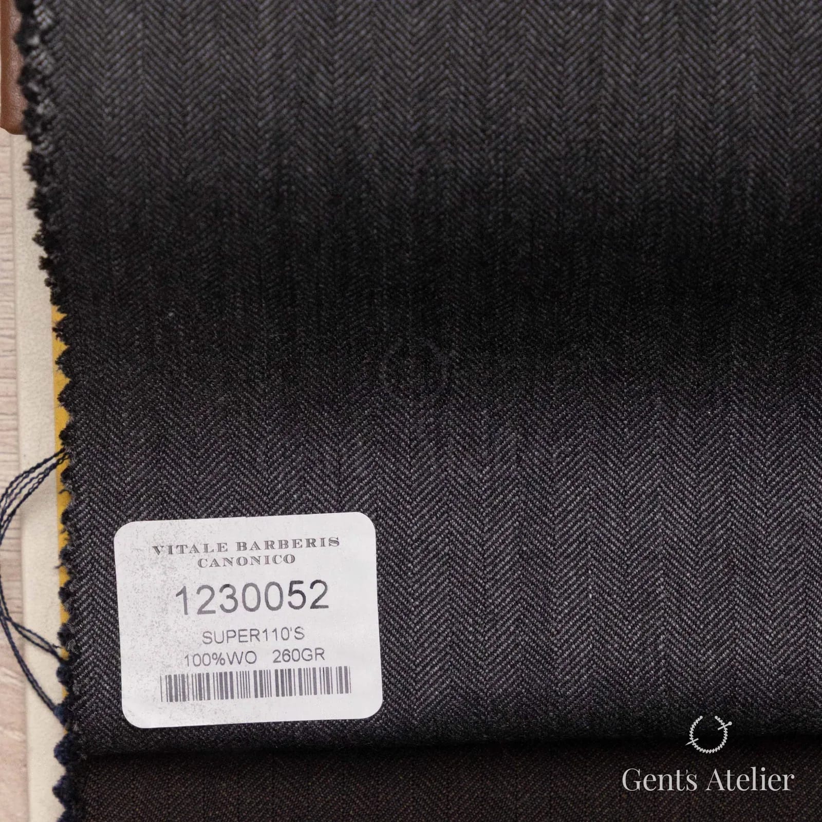 Образец ткани Vitale Barberis Canonico 1230052 с этикеткой, тёмно-синий
