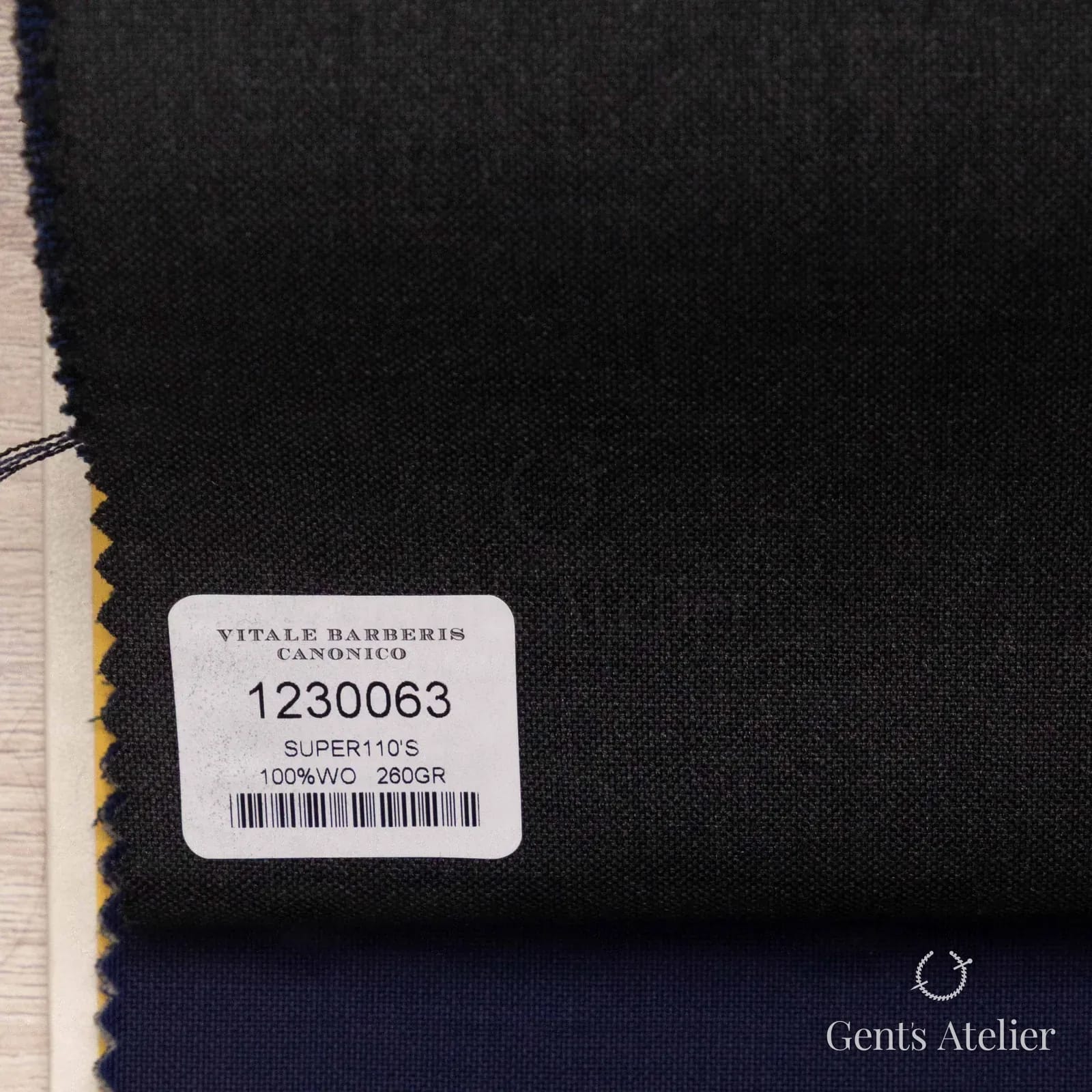 Образец ткани Vitale Barberis Canonico 1230063 с этикеткой, чёрный