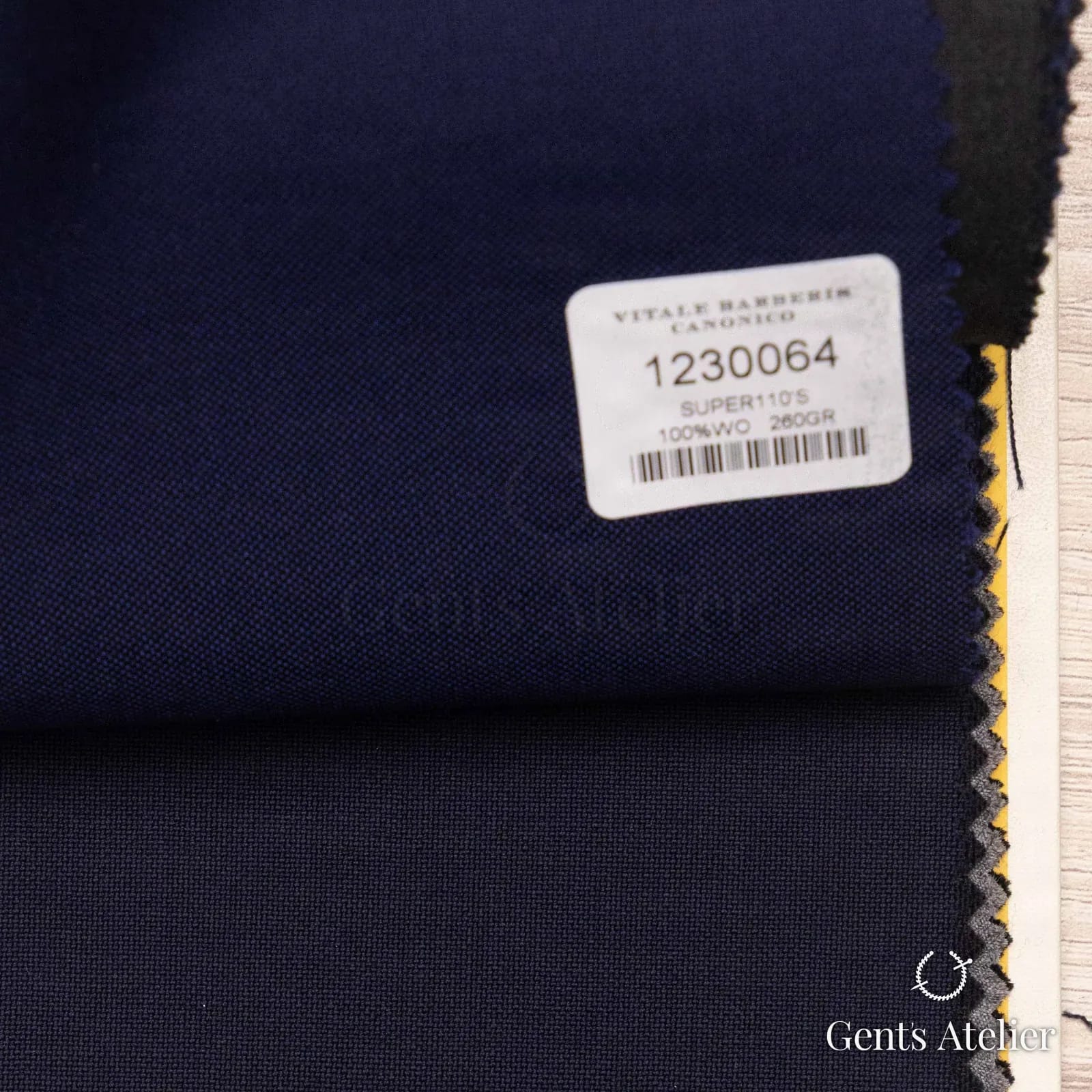 Образец ткани Vitale Barberis Canonico 1230064 с этикеткой, тёмно-синий