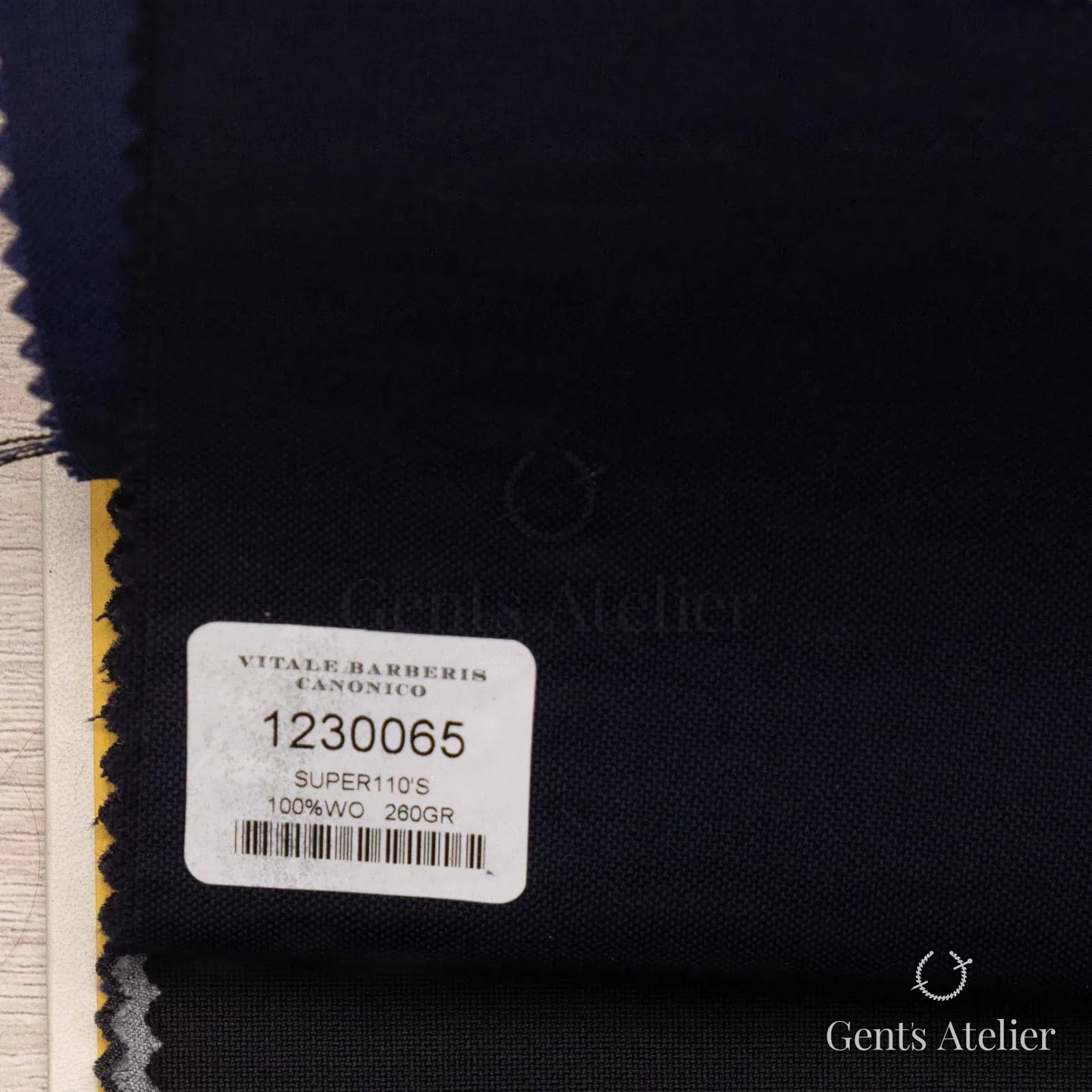 Образец ткани Vitale Barberis Canonico 1230065 с этикеткой, тёмно-синий