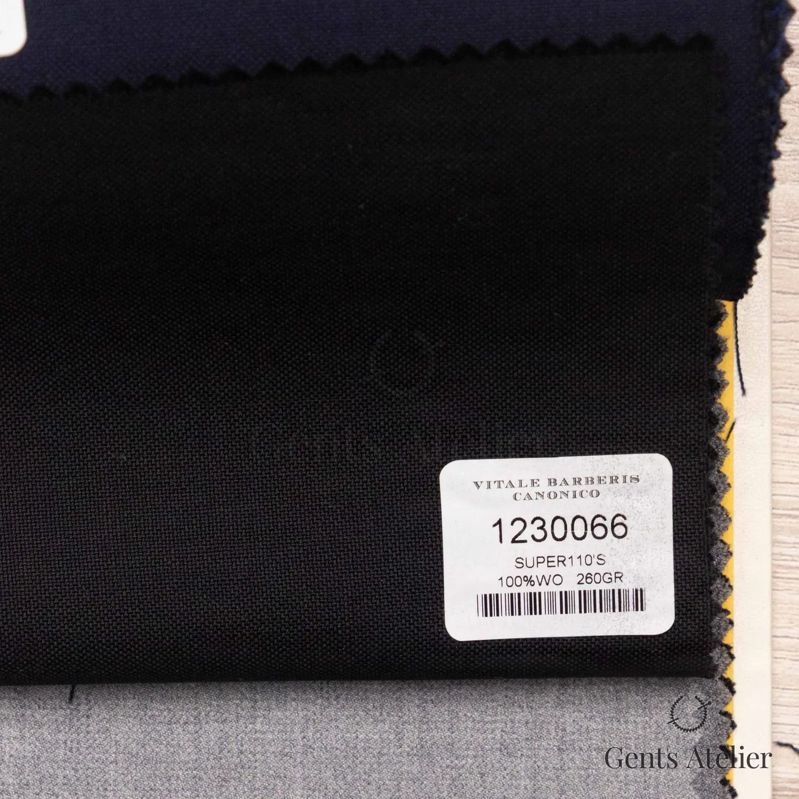 Образец ткани Vitale Barberis Canonico 1230066 с этикеткой, чёрный