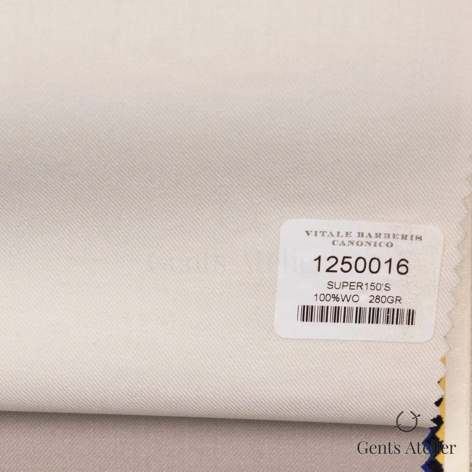 Образец ткани Vitale Barberis Canonico 1250016 с этикеткой, молочно-белый