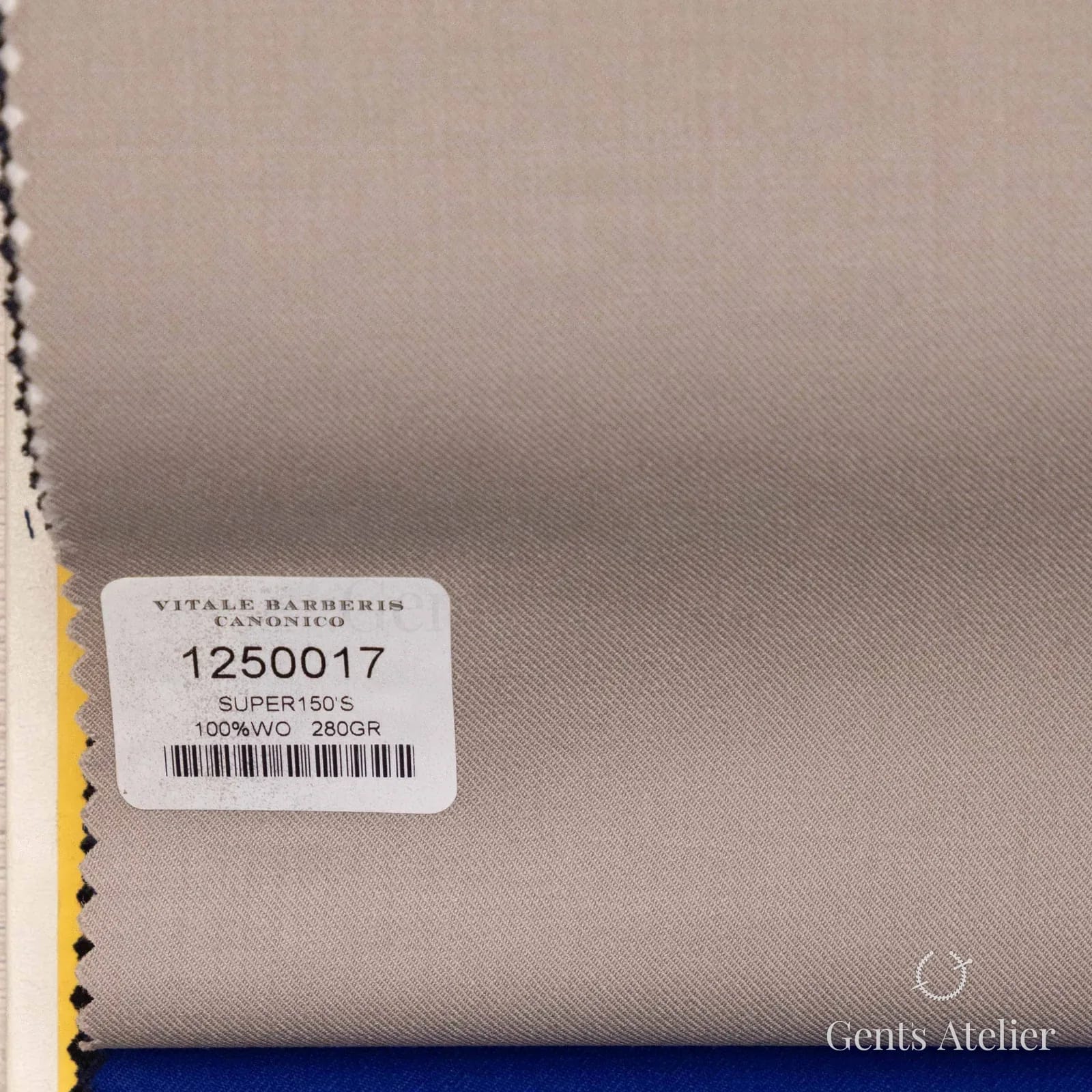 Образец ткани Vitale Barberis Canonico 1250017 с этикеткой, светло-бежевый