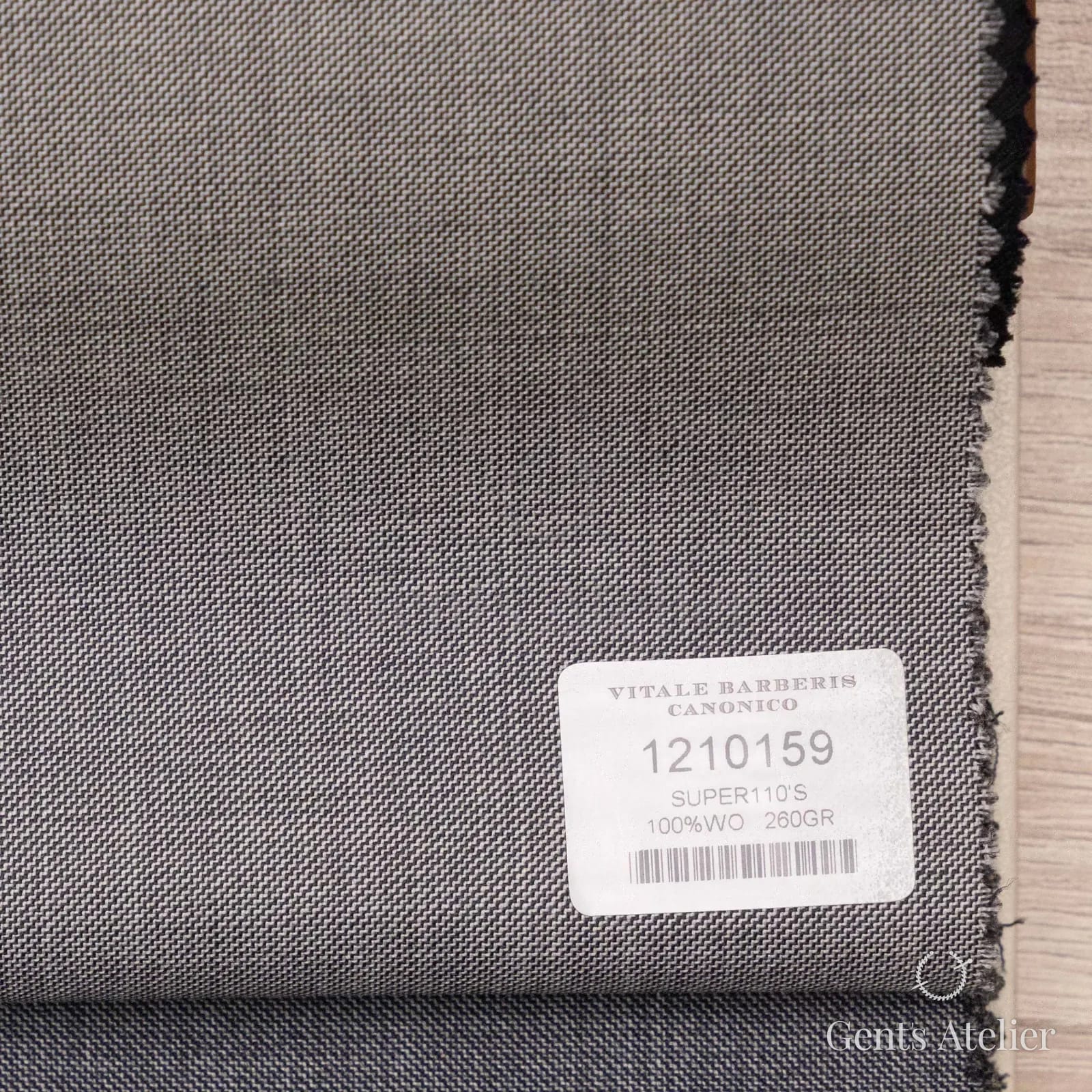 Образец ткани Vitale Barberis Canonico 1210159 с этикеткой, средне-серый