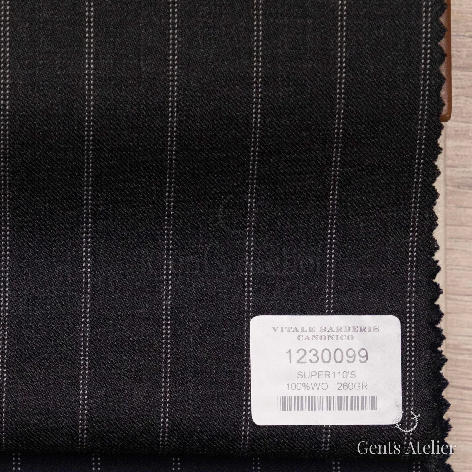 Образец ткани Vitale Barberis Canonico 1230099 с этикеткой, тёмно-серый, почти чёрный