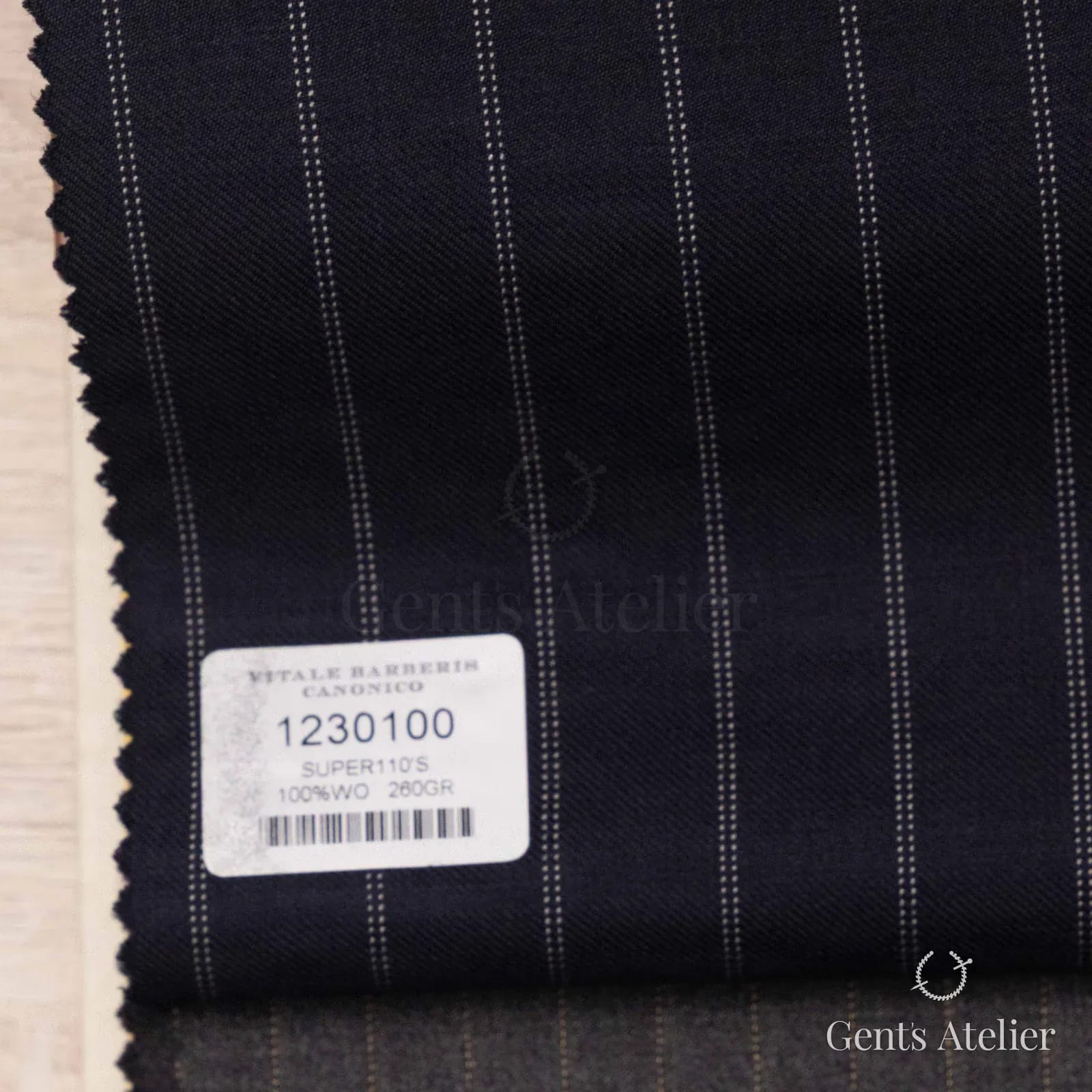 Образец ткани Vitale Barberis Canonico 1230100 с этикеткой, тёмно-синий