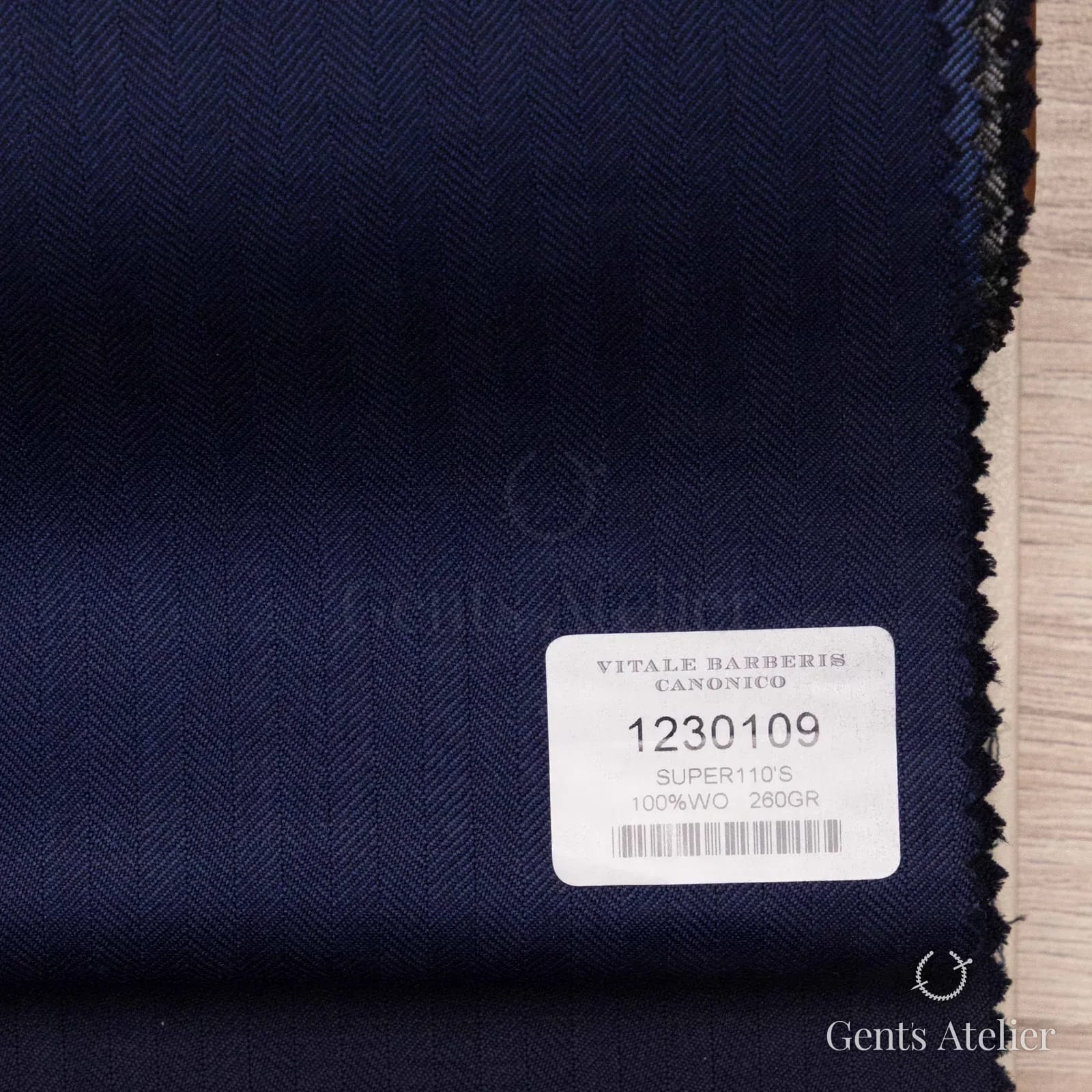 Образец ткани Vitale Barberis Canonico 1230109 с этикеткой, тёмно-синий