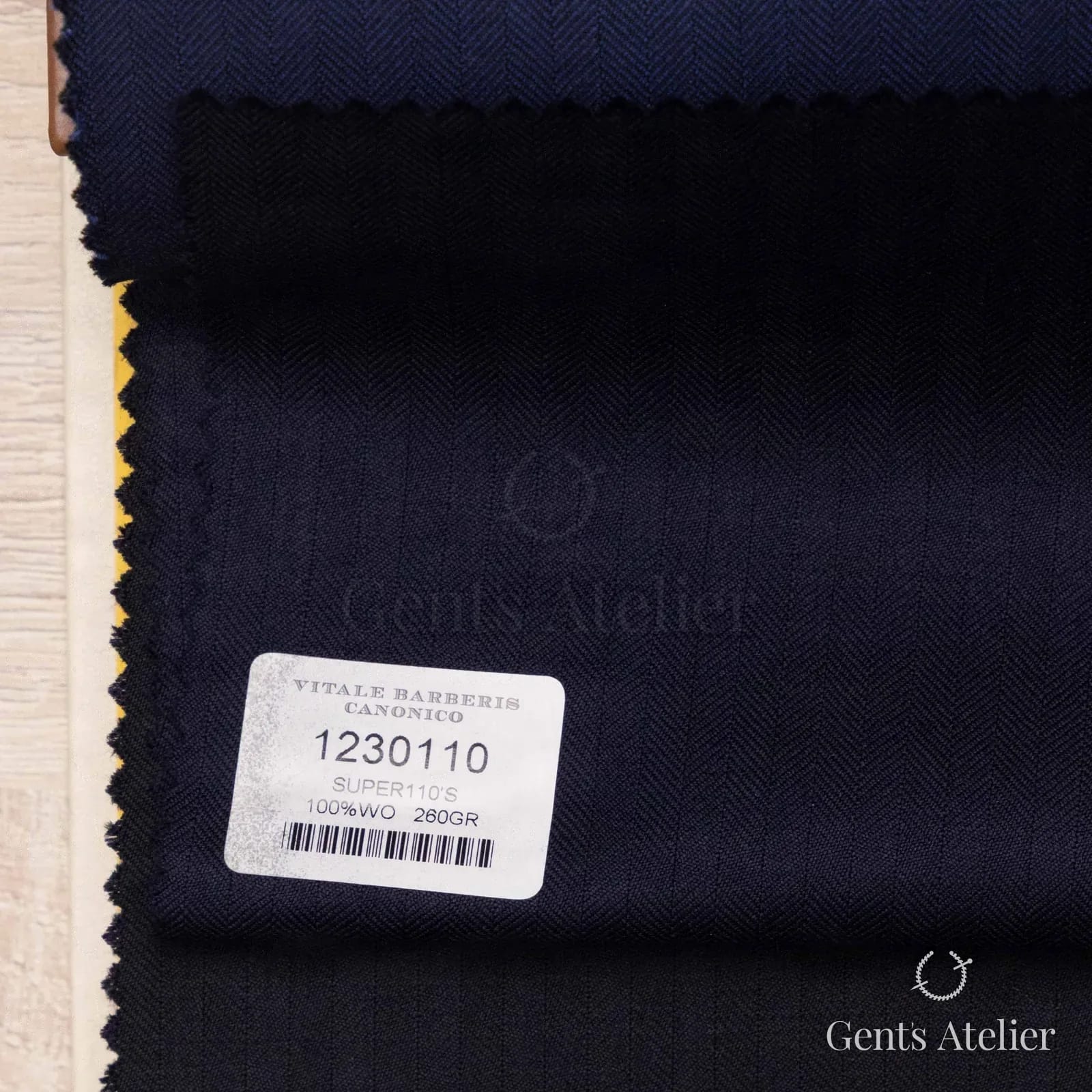 Образец ткани Vitale Barberis Canonico 1230110 с этикеткой, тёмно-синий