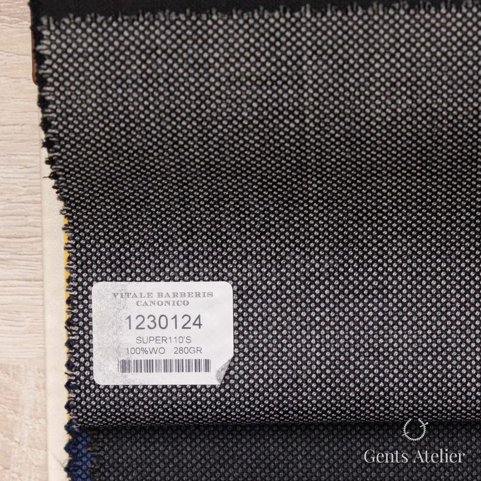 Образец ткани Vitale Barberis Canonico 1230124 с этикеткой, тёмно-синий