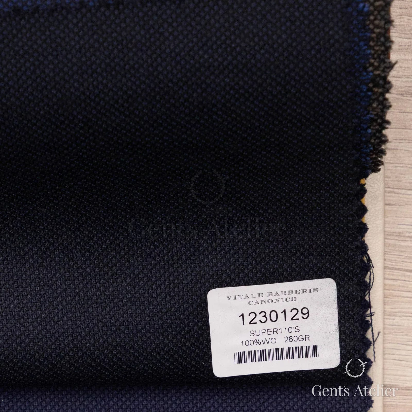 Образец ткани Vitale Barberis Canonico 1230129 с этикеткой, тёмно-синий