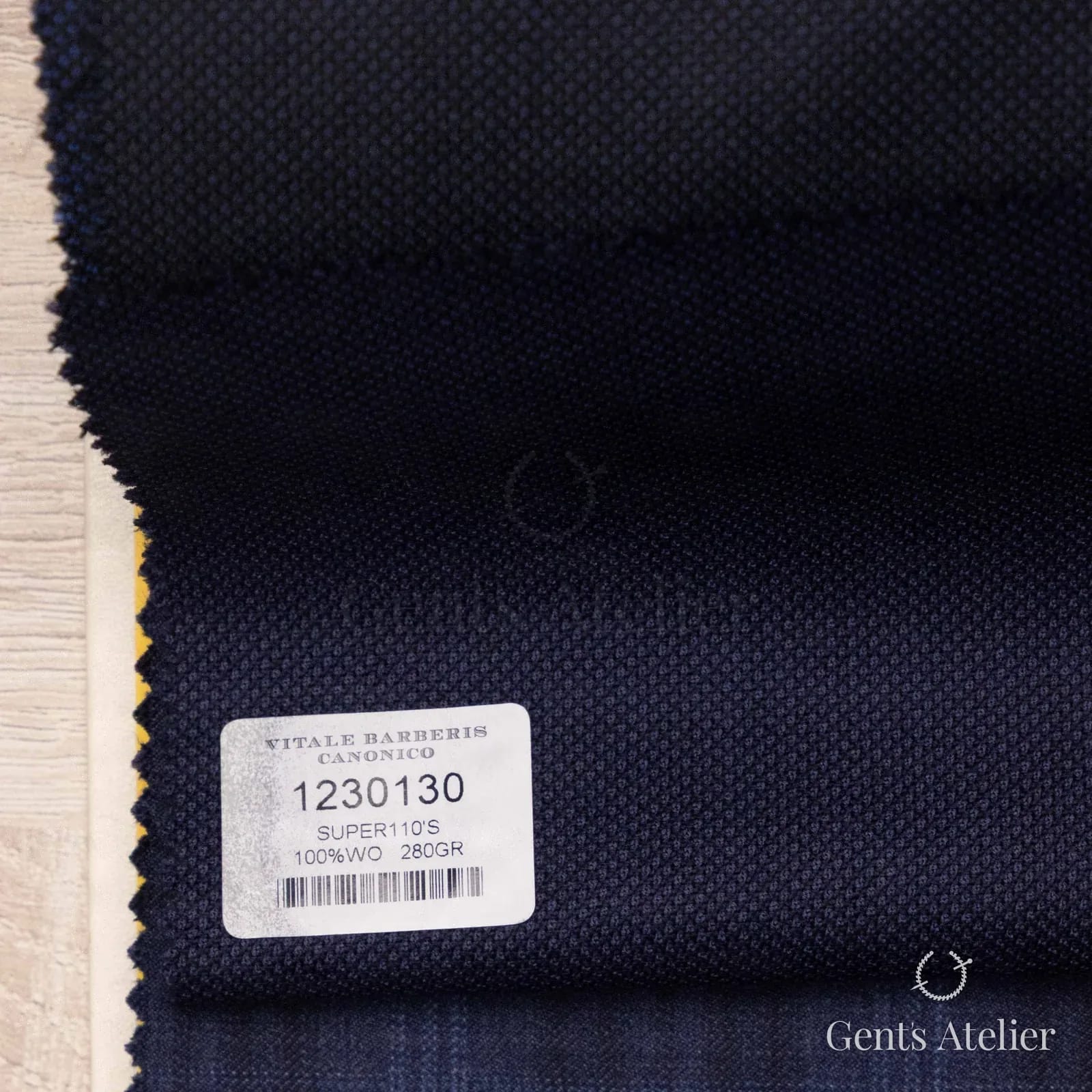 Образец ткани Vitale Barberis Canonico 1230130 с этикеткой, тёмно-синий