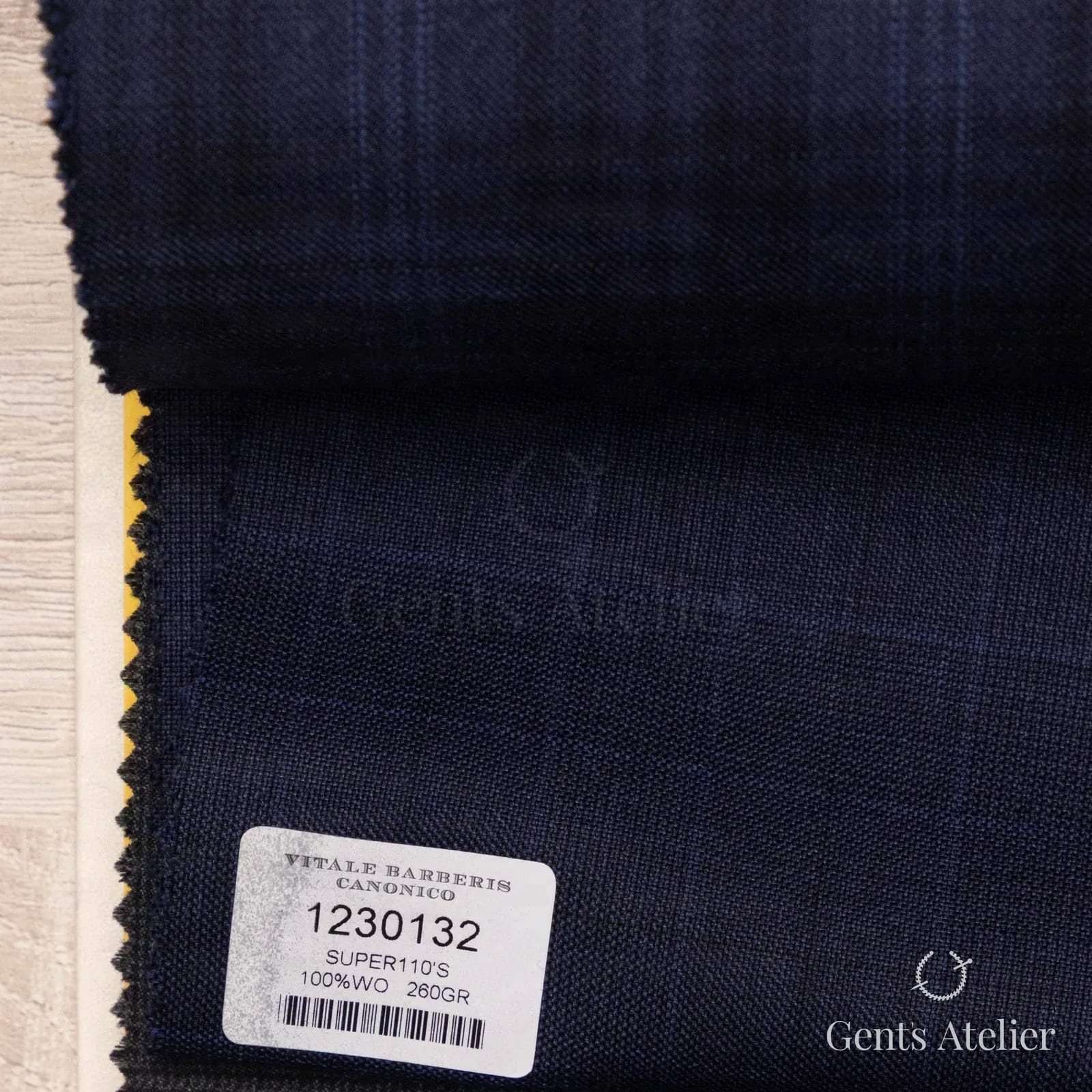 Образец ткани Vitale Barberis Canonico 1230132 с этикеткой, тёмно-синий