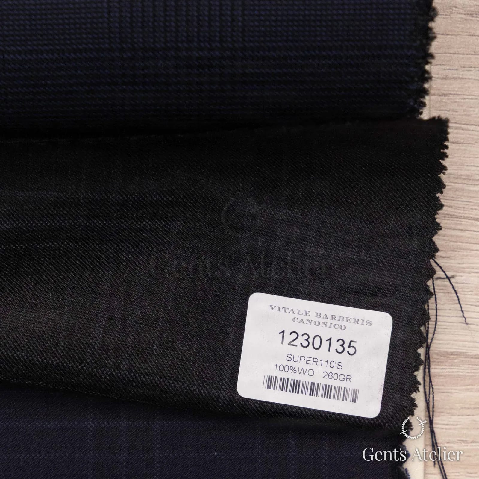 Образец ткани Vitale Barberis Canonico 1230135 с этикеткой, тёмно-серый