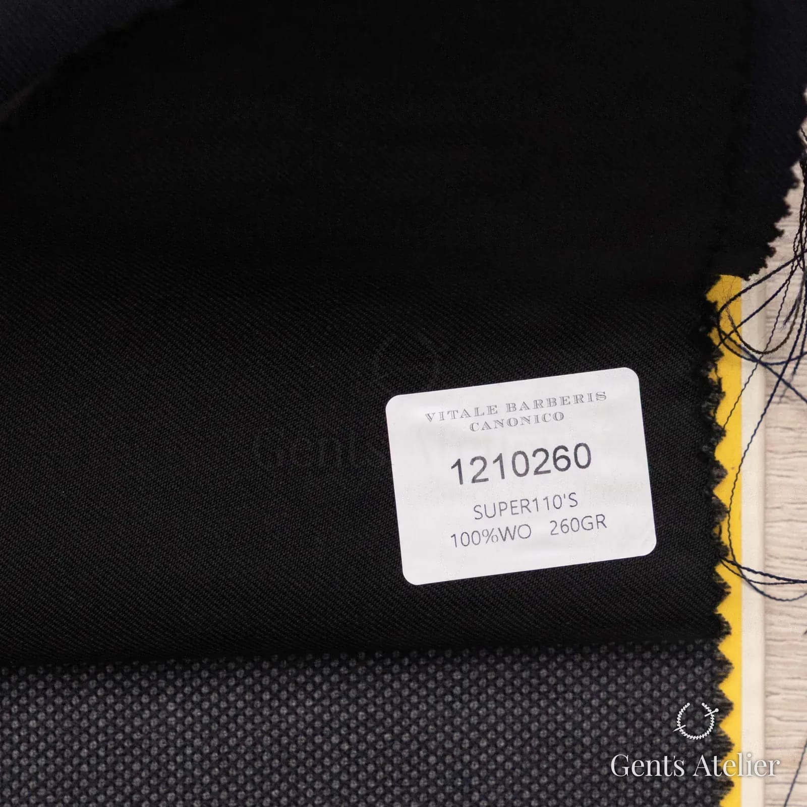 Образец ткани Vitale Barberis Canonico 1210260 с этикеткой, тёмно-синий почти чёрный