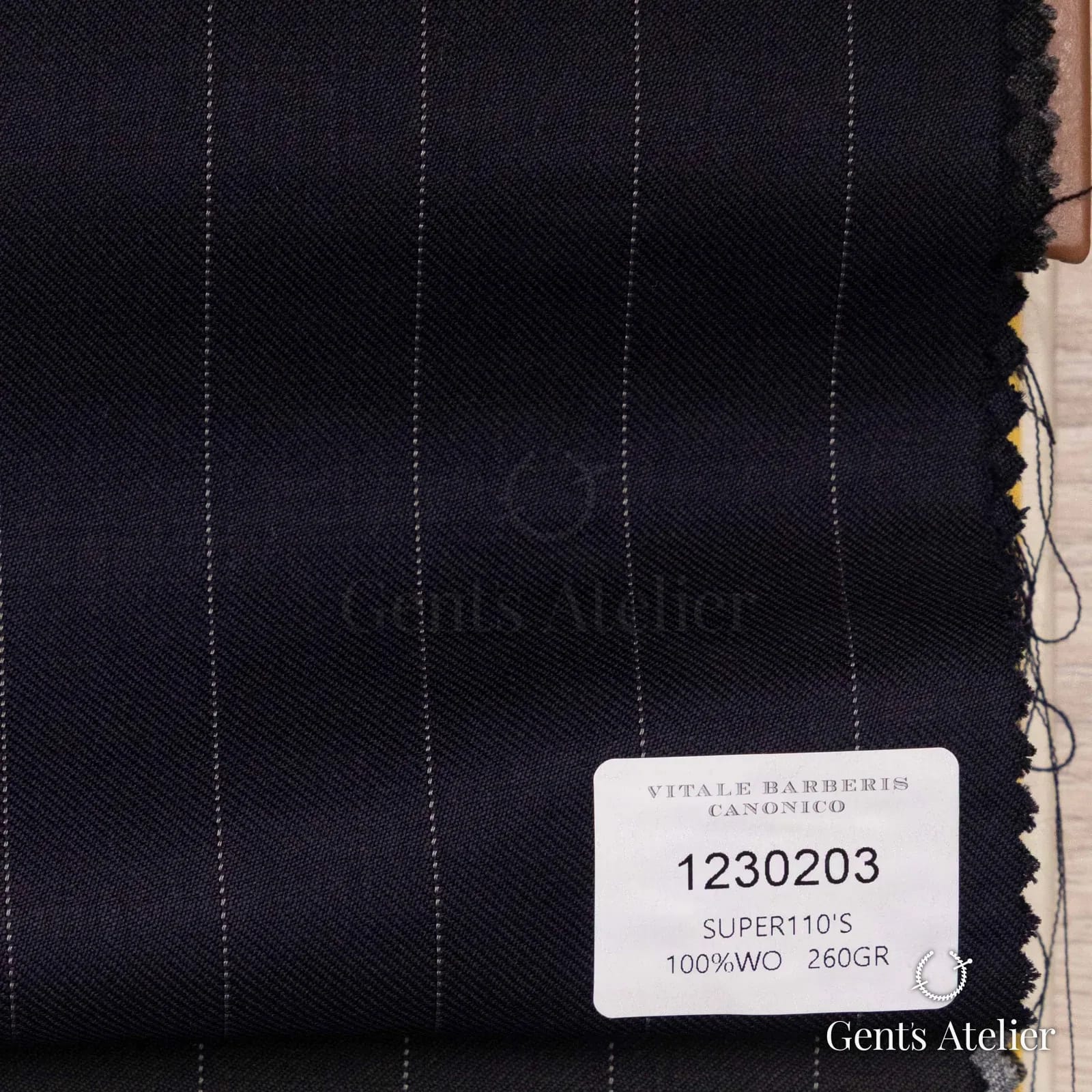 Образец ткани Vitale Barberis Canonico 1230203 с этикеткой, тёмно-синий
