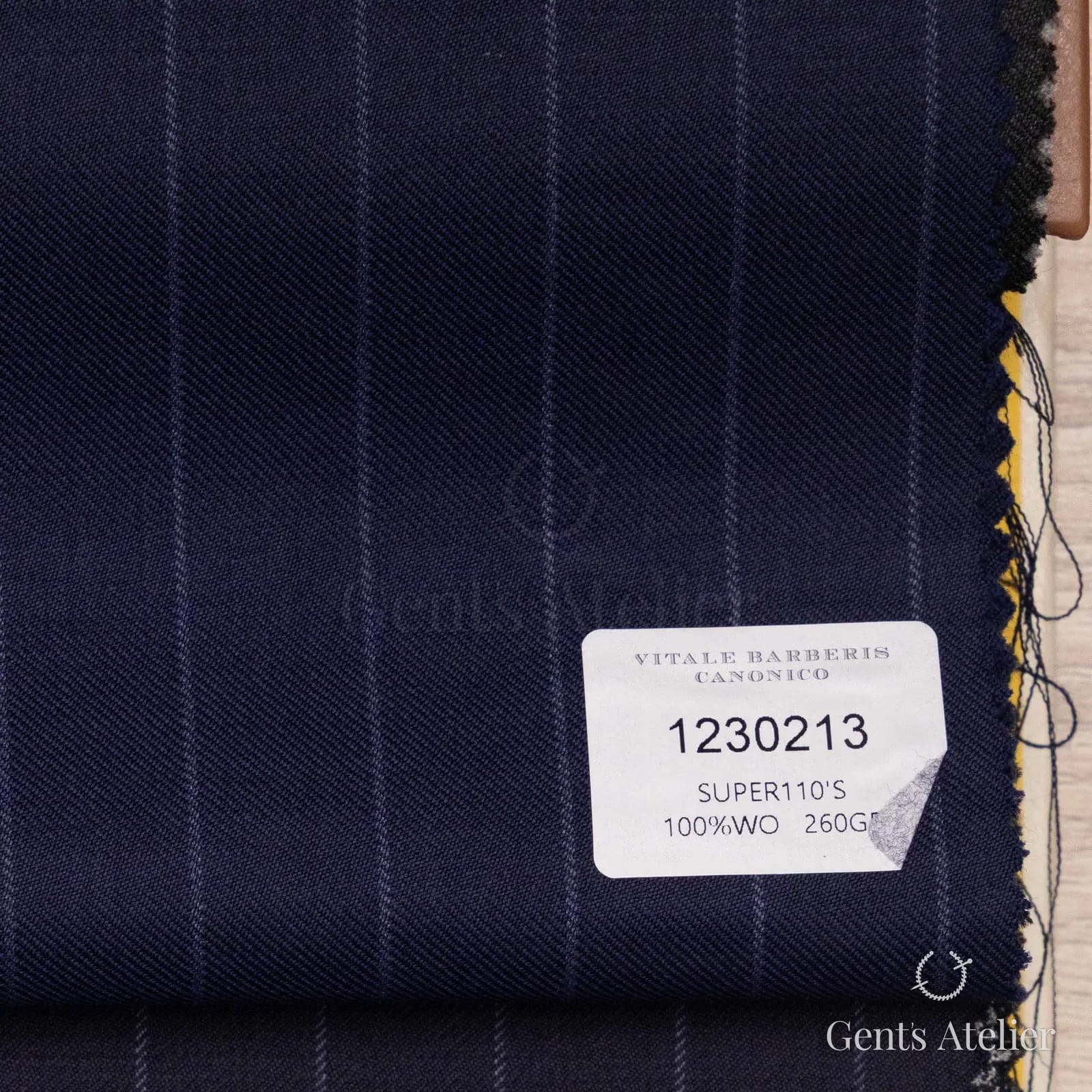 Образец ткани Vitale Barberis Canonico 1230213 с этикеткой, тёмно-синий