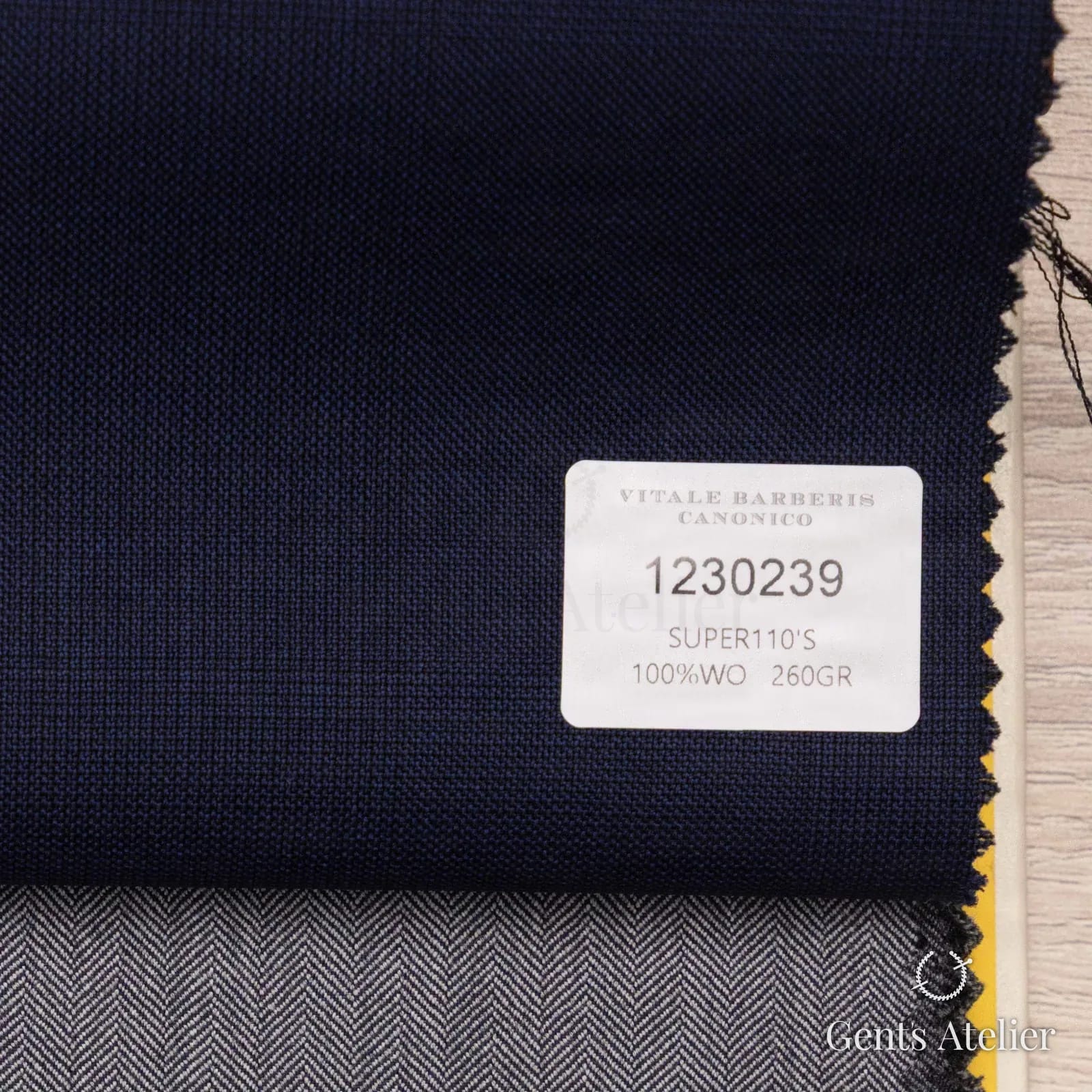 Образец ткани Vitale Barberis Canonico 1230239 с этикеткой, тёмно-синий