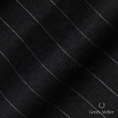 Драпировка ткани Gent's Colors M·K 2021Y002/3 крупным планом