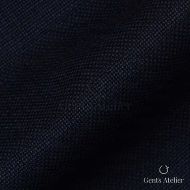 Драпировка ткани Gent's Colors M·K 2021Y049/3 крупным планом
