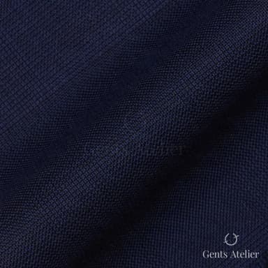 Драпировка ткани Tailor 10013.080-4 крупным планом